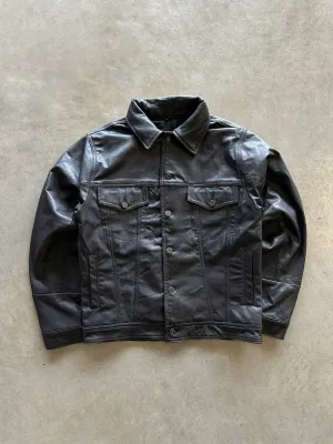 Street Ready 2000s Leather trucker jacket (M)