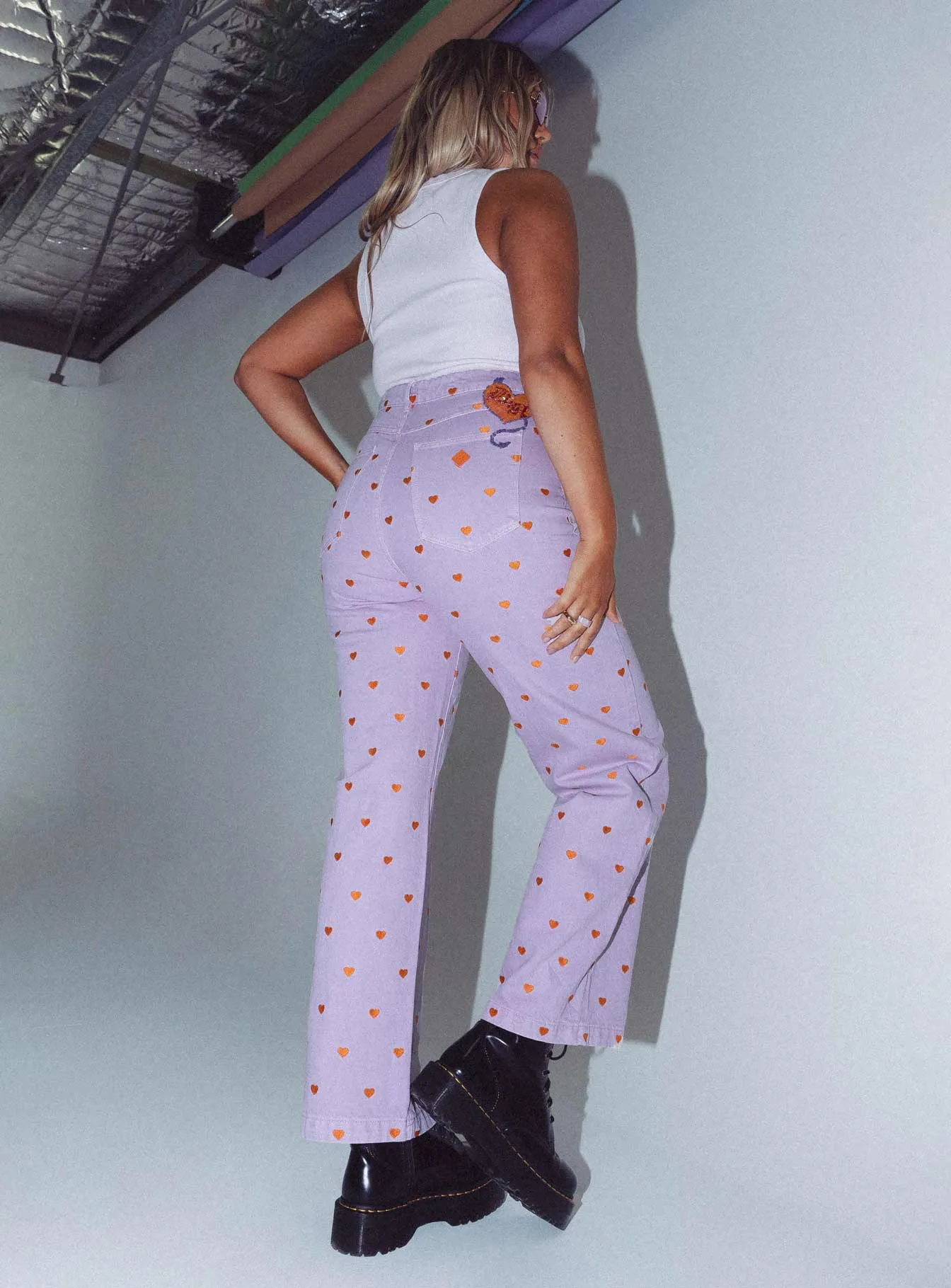 Abrand Dyspnea 94 High & Wide Lilac Heart Everyday Comfort Wear