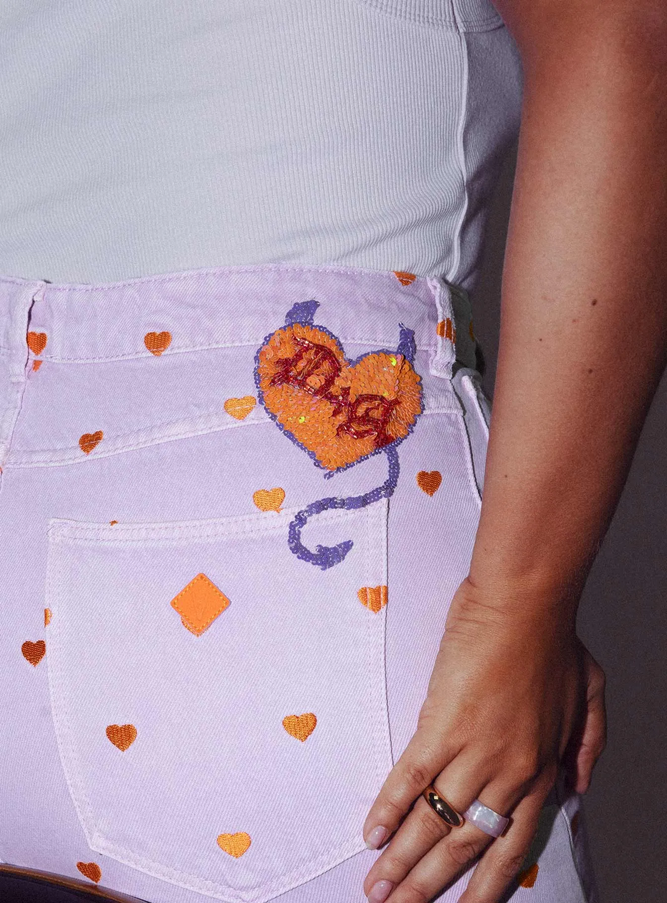 Abrand Dyspnea 94 High & Wide Lilac Heart Classic Five Pocket Design