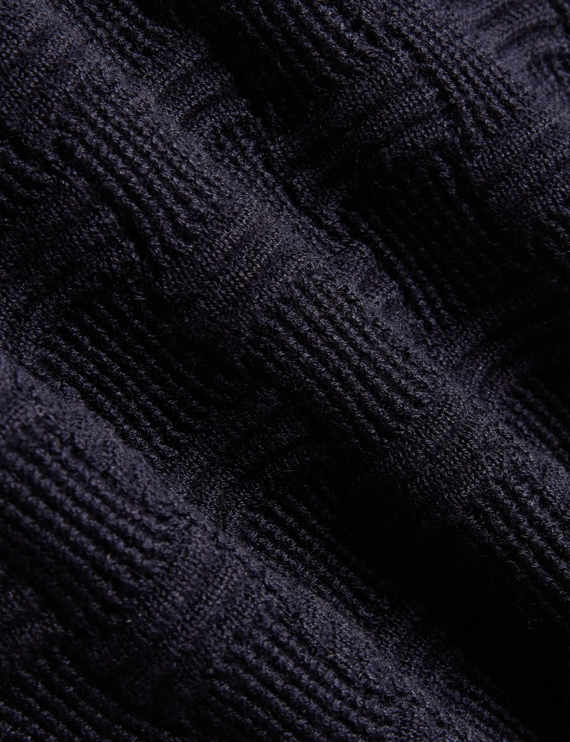 EMETA | NAVY Calm Core Stretchable Material