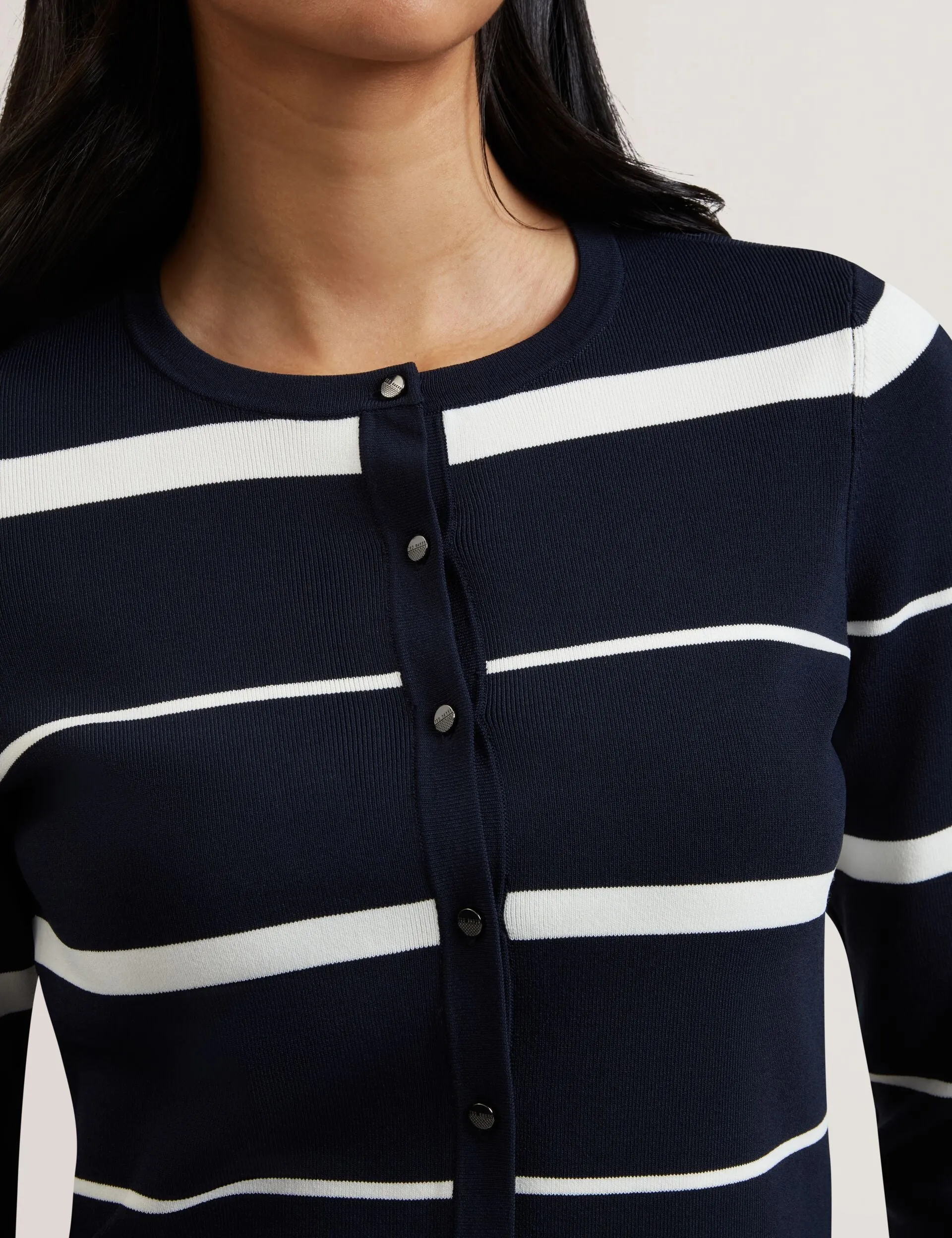 ELORIAA | NAVY DoubleLayered Strong Edge