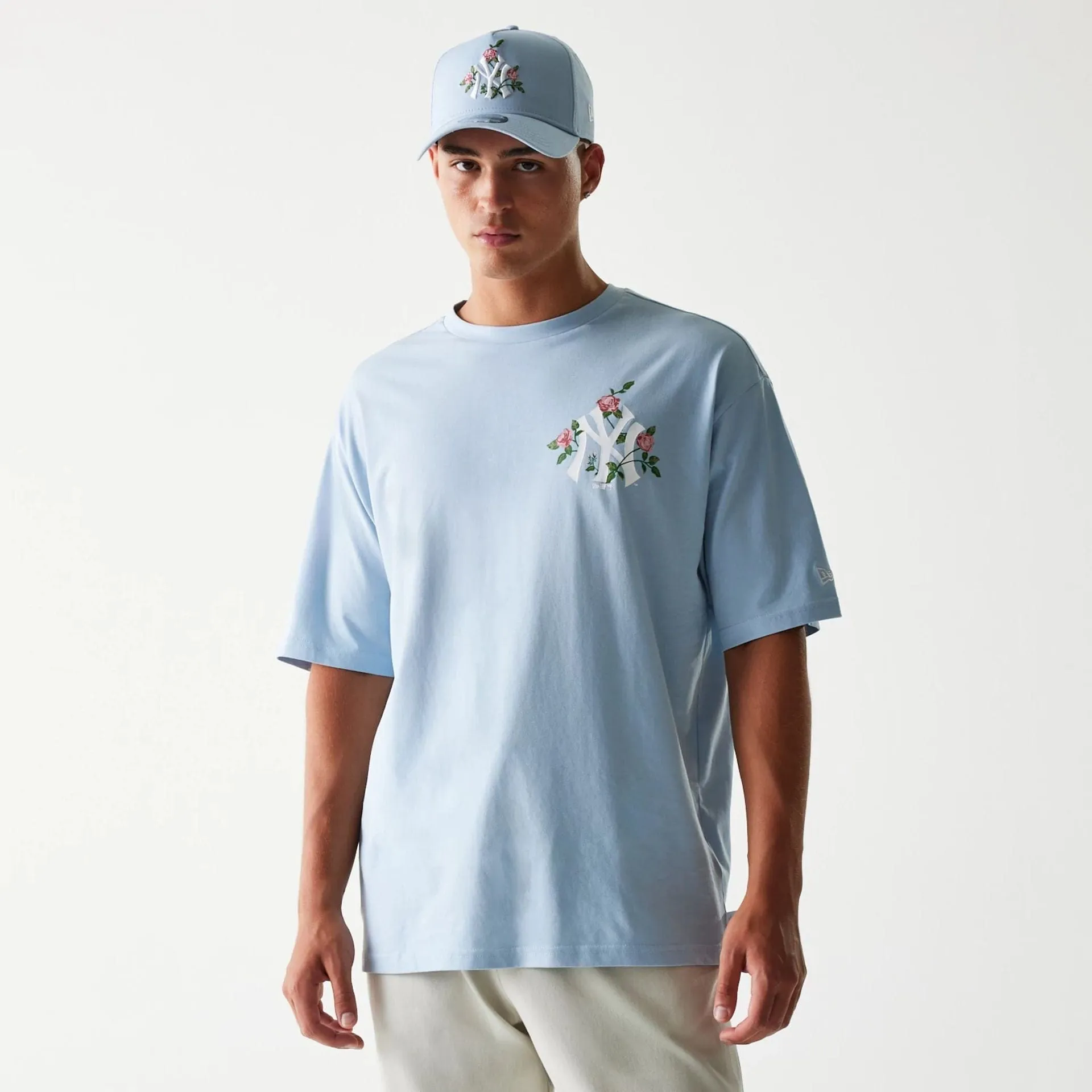High-End Quality HighThreadCount New York Yankees MLB Floral Pastel Blue Oversized T-Shirt