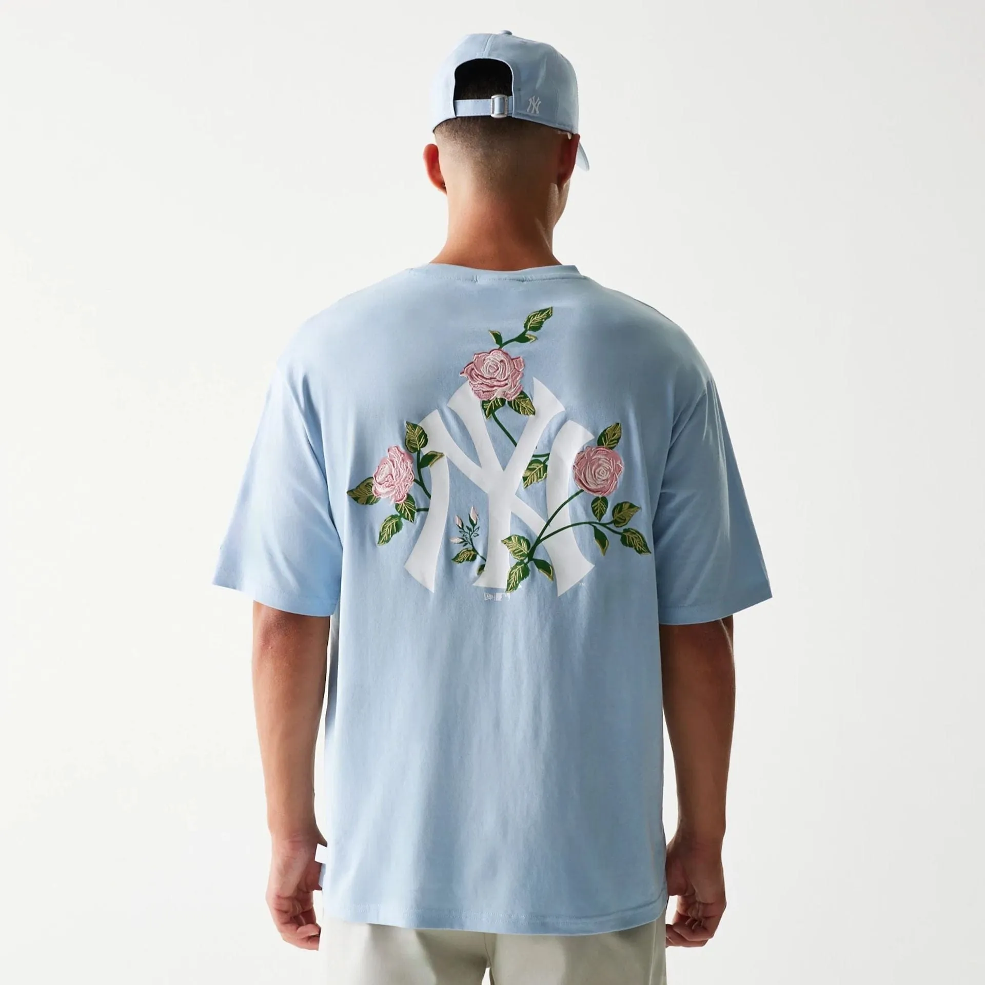New York Yankees MLB Floral Pastel Blue Oversized T-Shirt Fit For Comfort Smart Fashion