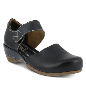 Neutral palette Spring Step Women's Gloss Black Leather