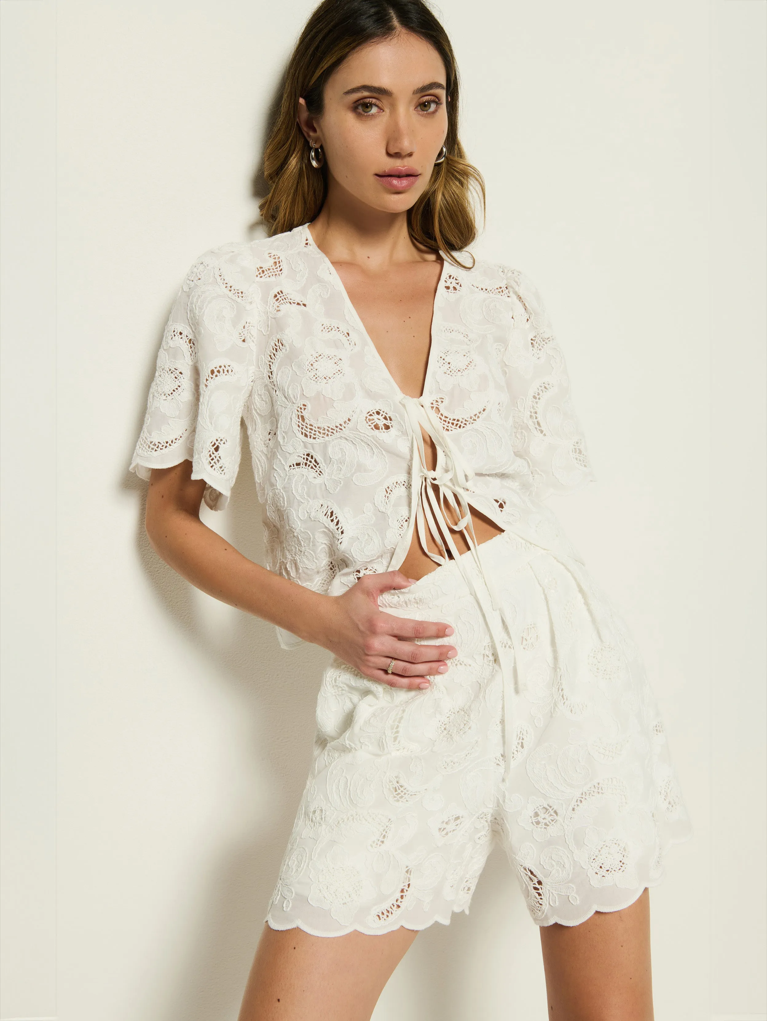 Slim Flex Archer Lace Short