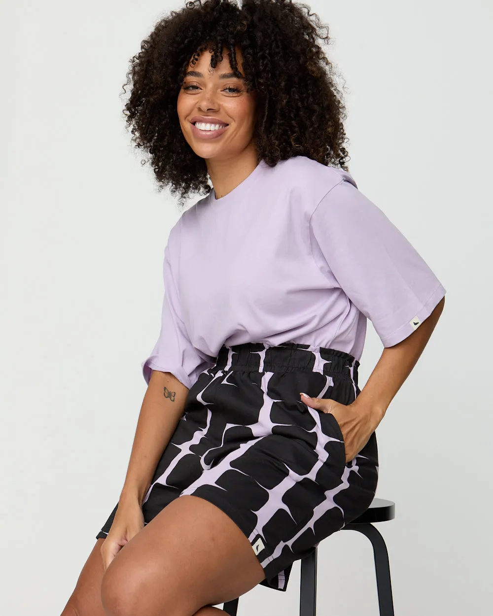 Vented Hem Details Audrey Lilac Cairn Print Shorts