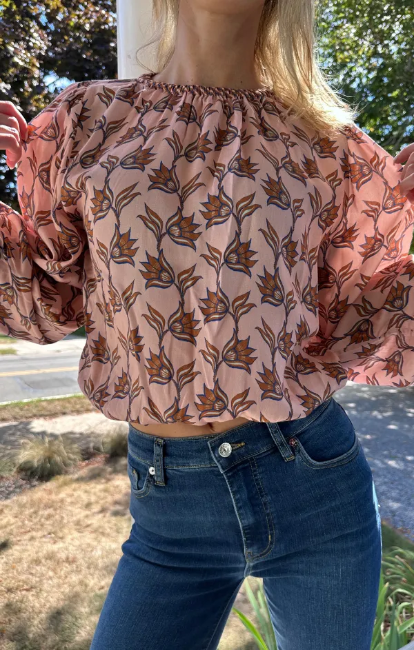 Seamless transition Dream Core Ayla Blouse in Quinn Redwood