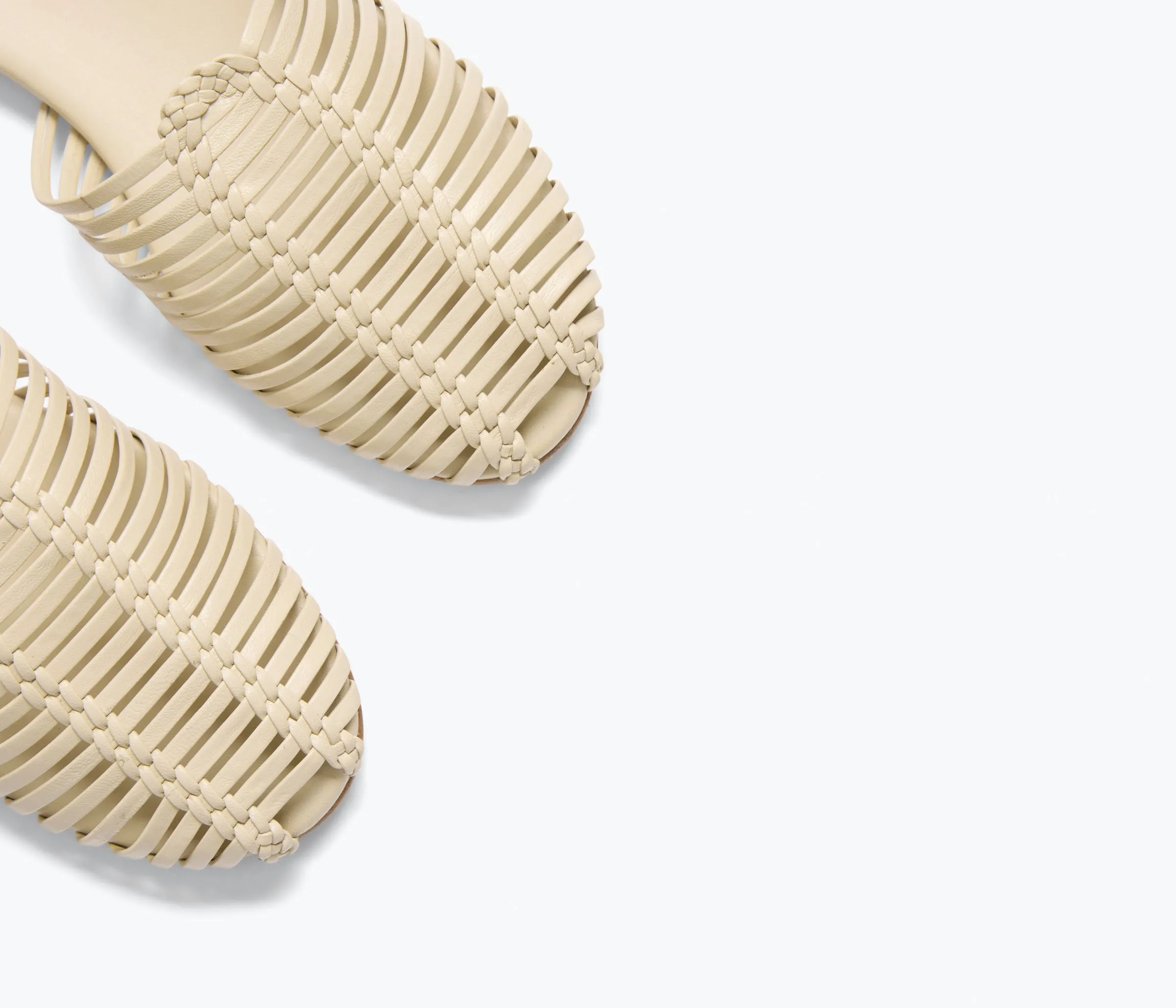 Heavy Pace Ergonomic Support BLAKE CAGED WOVEN FLAT