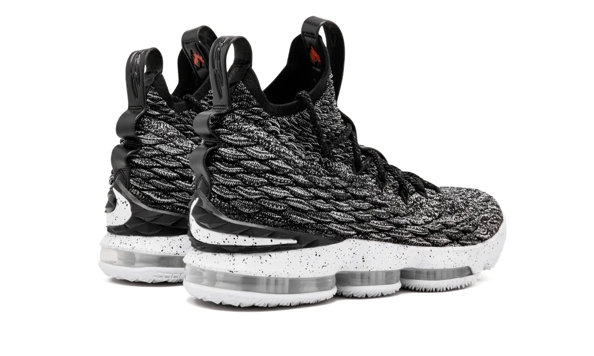 Lebron XV Ergonomic Lace System