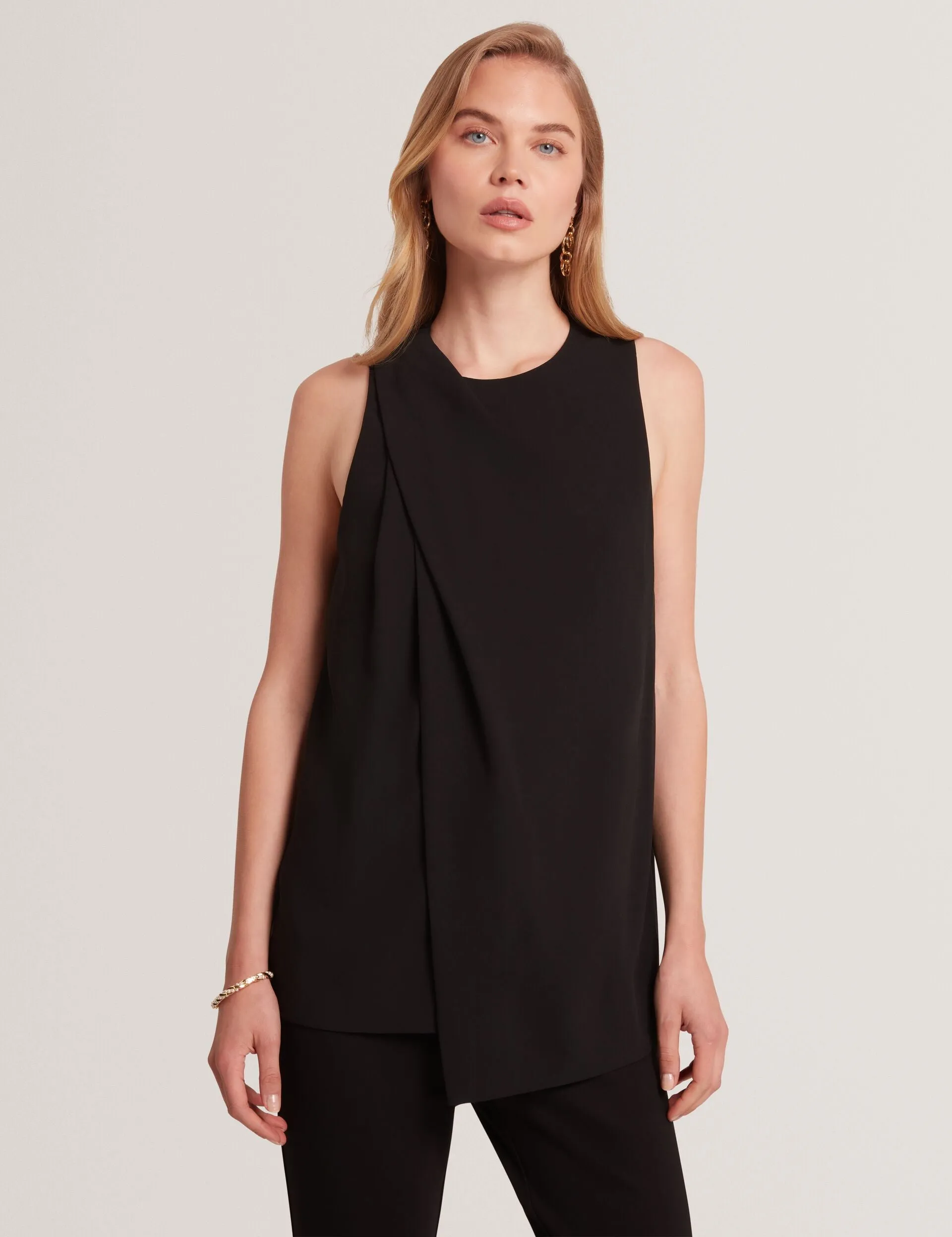 ICANA | BLACK WaterRepellent Finish