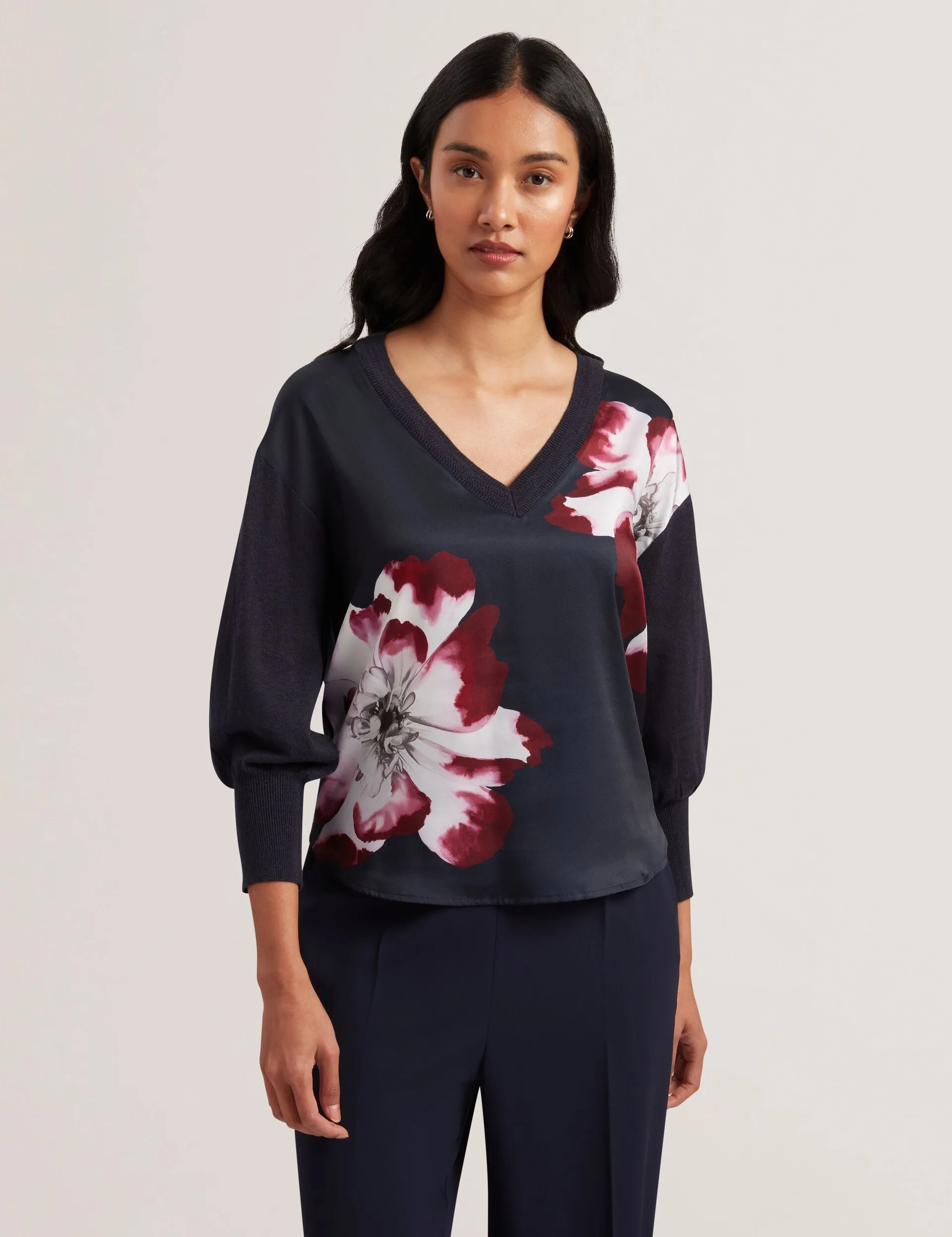 CASEYJ | NAVY AI Style