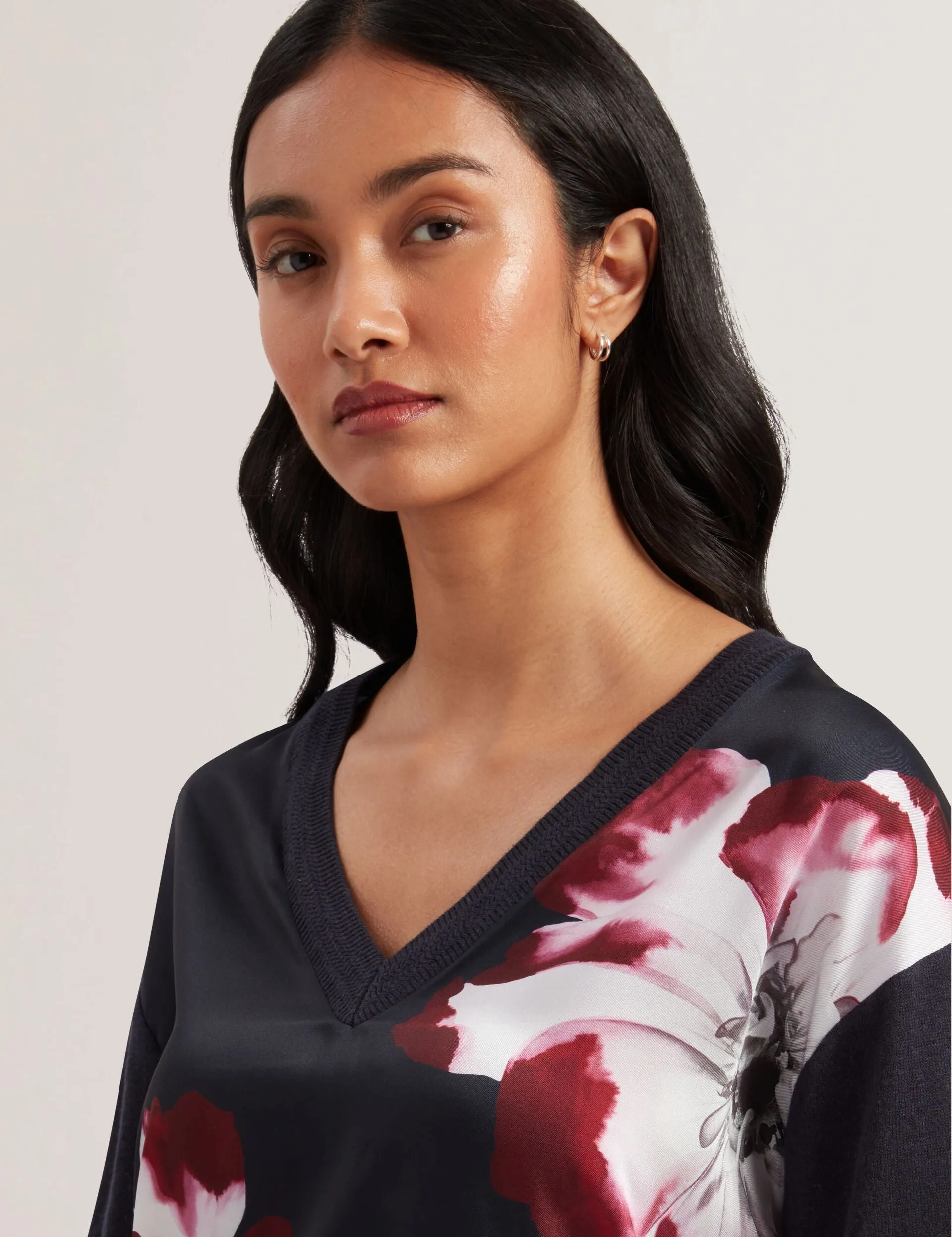 CASEYJ | NAVY ReflectiveTrims Fashion Design