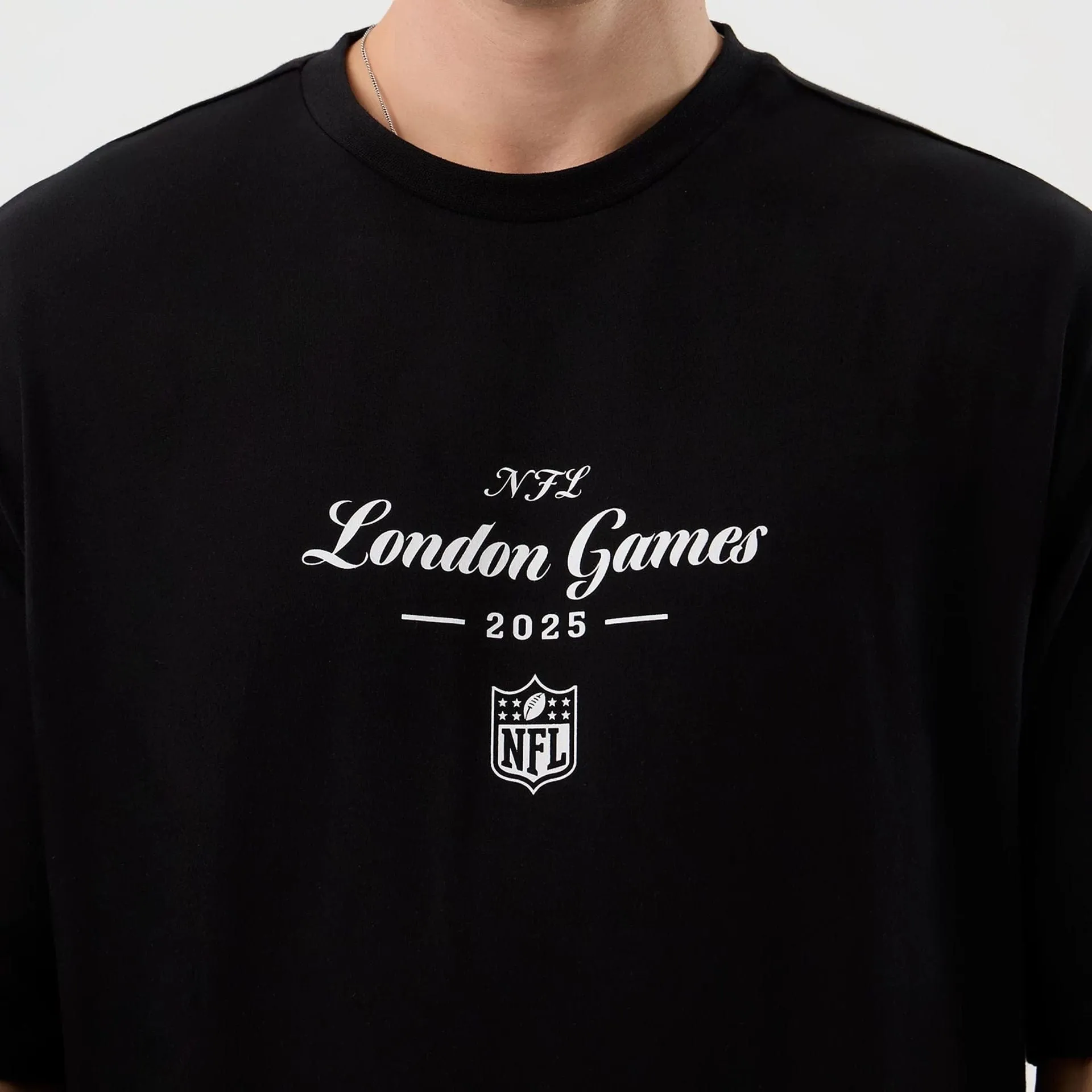 London Games NFL International Series Games Black Oversized T-Shirt cyber monday