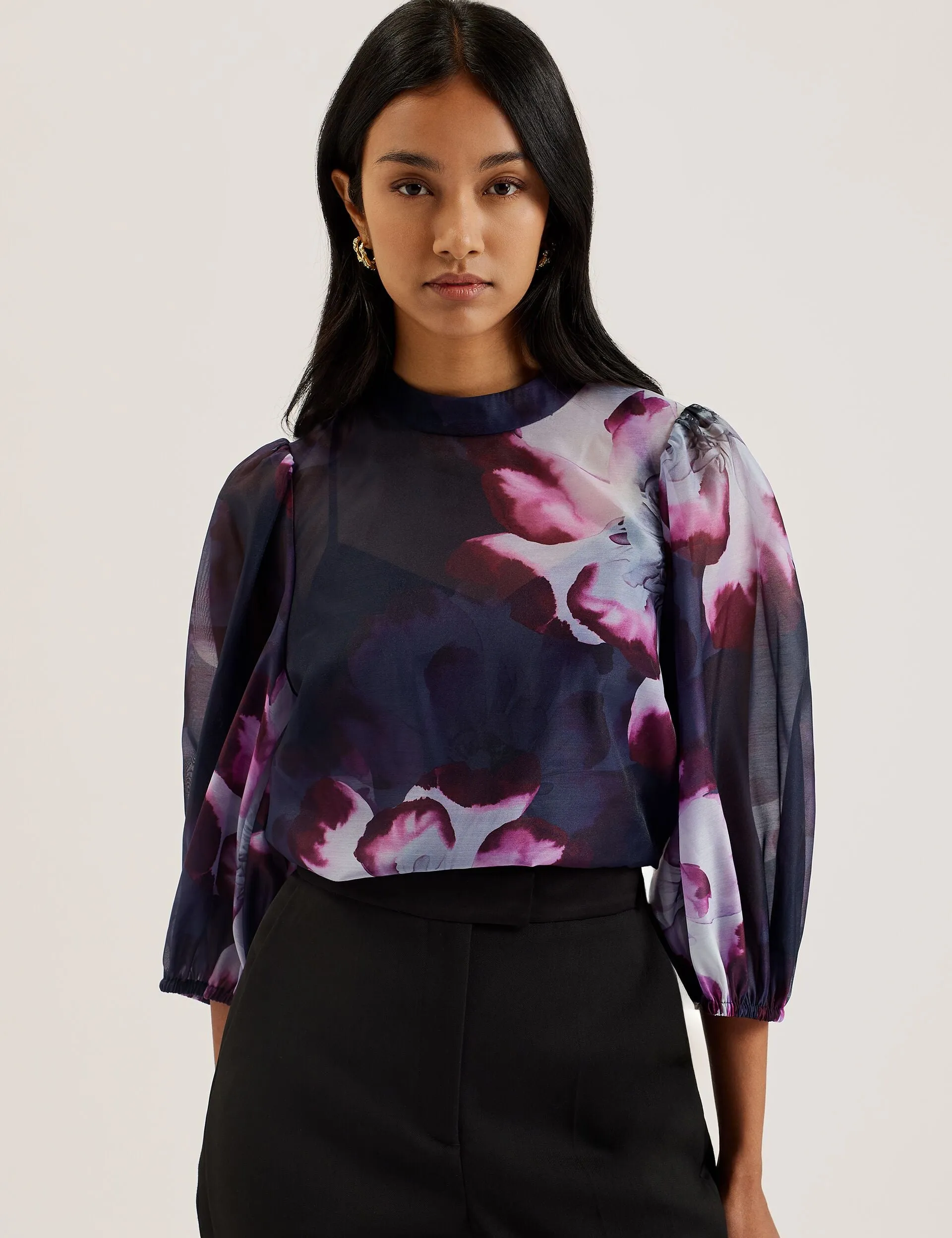 CATALO | NAVY WrinkleResistant Fabric Beach Fit