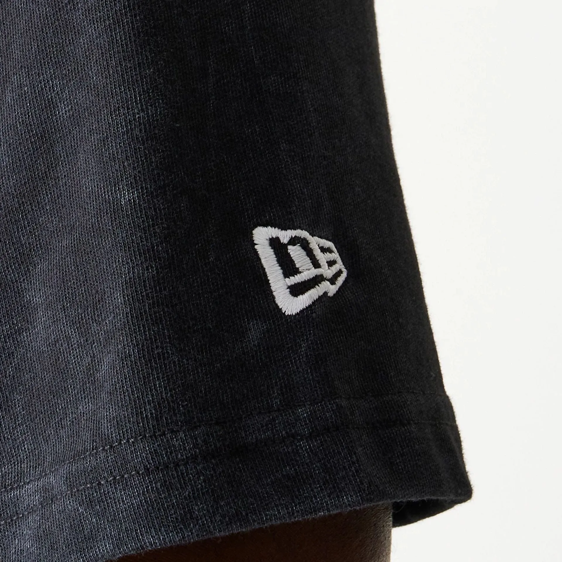 Chicago Bears NFL Games Premium Apparel Black Oversized T-Shirt Timeless Comfort Minimalist Layer