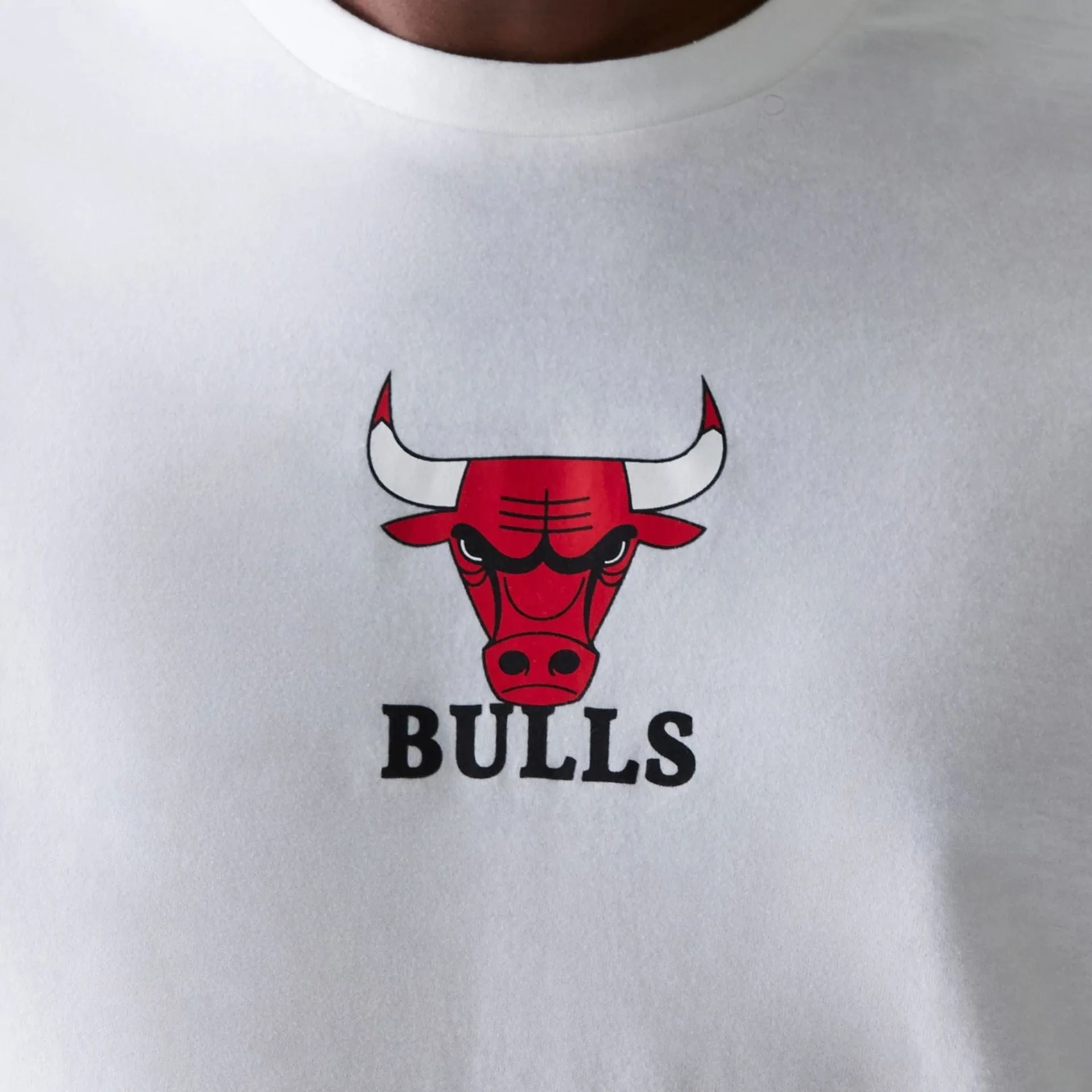 Chicago Bulls NBA Logo White T-Shirt Non Fading Material