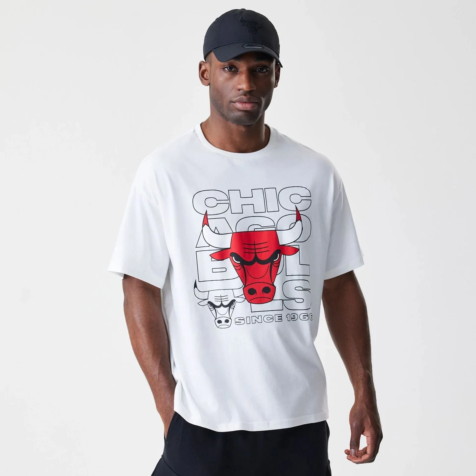 Summer Casual Pocket Design Chicago Bulls NBA Outline Graphic White Oversized T-Shirt