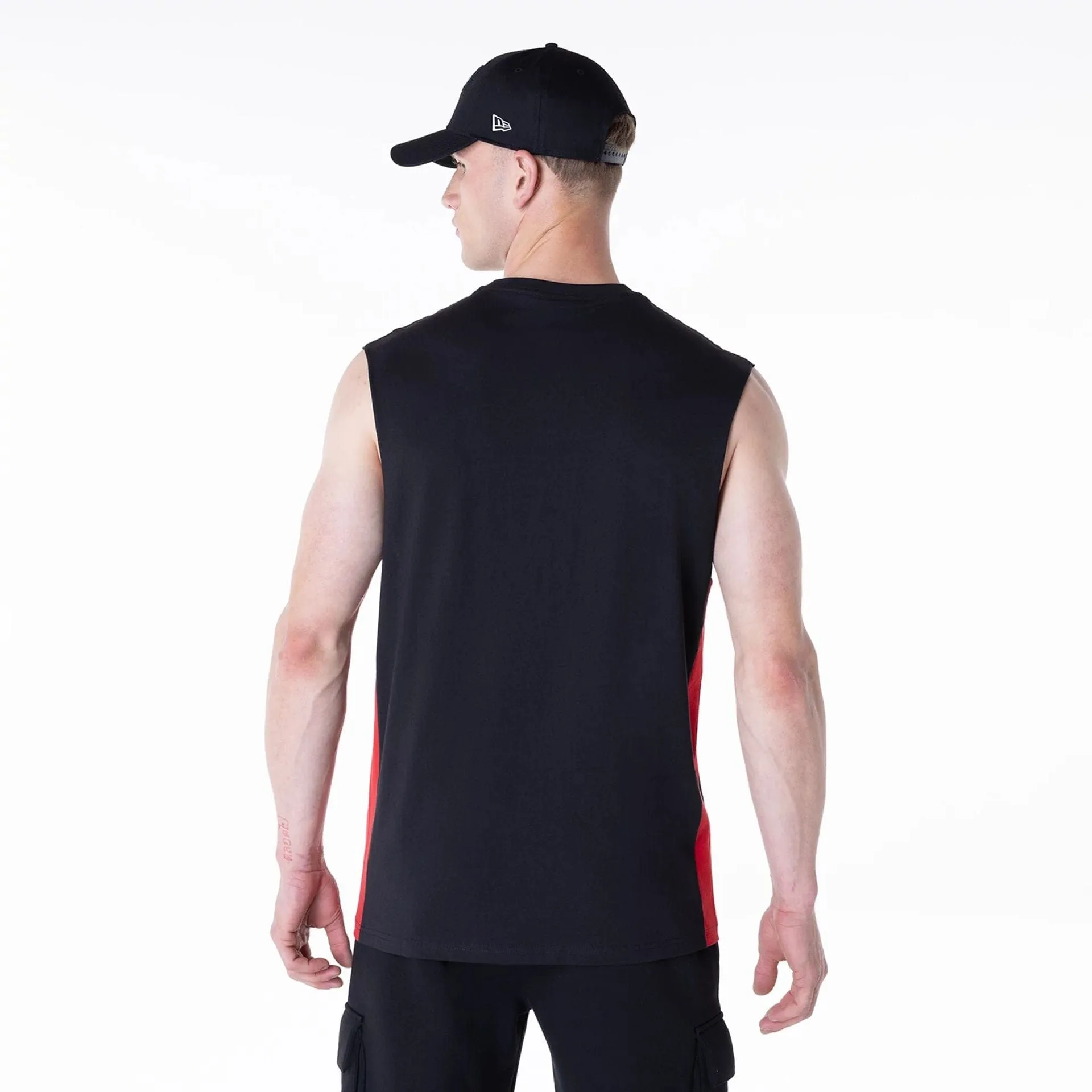 Essential Layer Chicago Bulls NBA Panel Black Vest