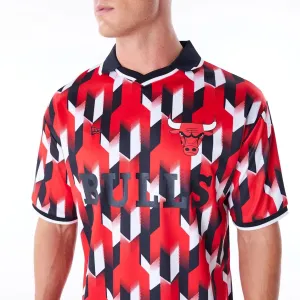 Essential layering piece Low Profile Collar Chicago Bulls NBA Soccer Red T-Shirt