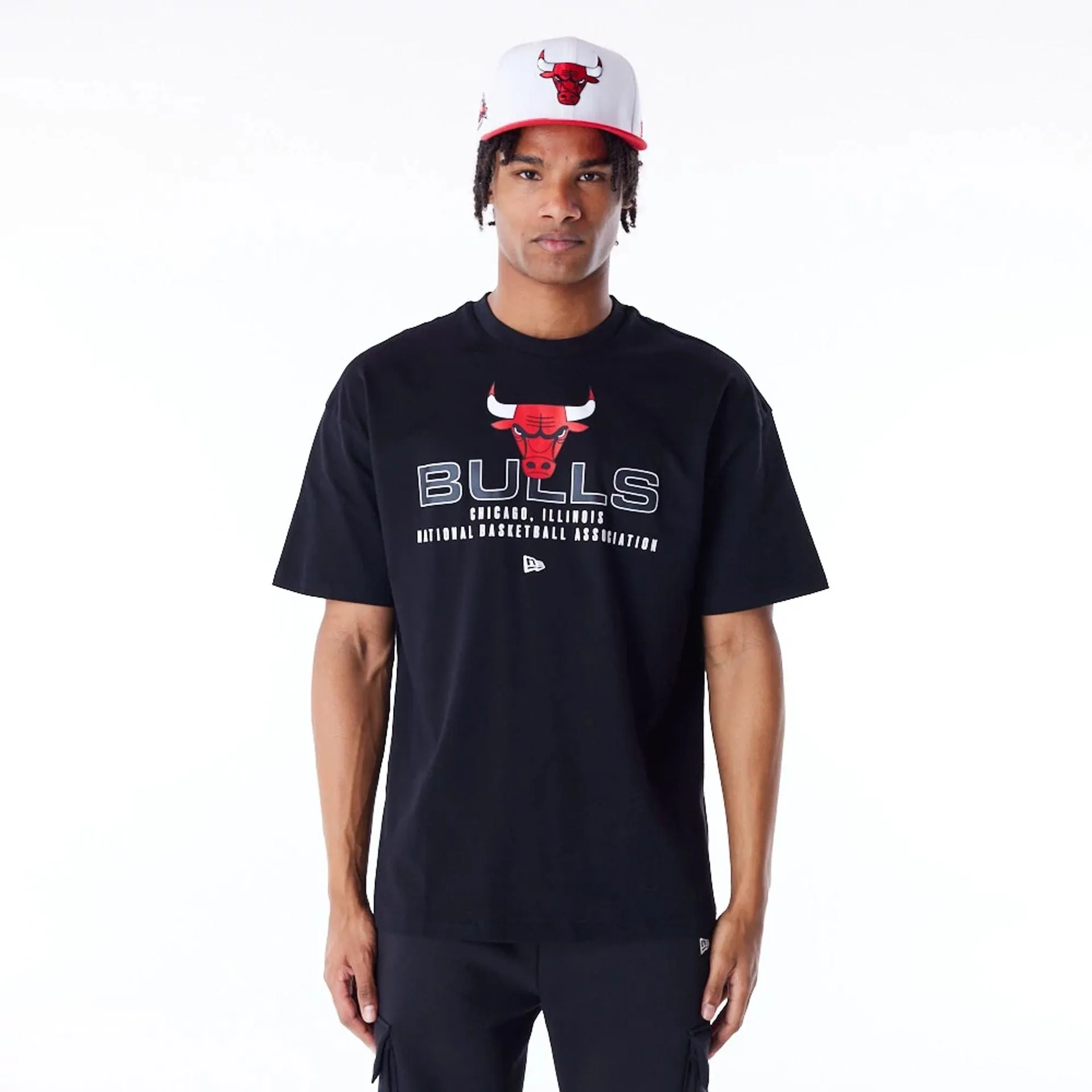 StretchComfortWeave Chicago Bulls NBA Tech Black Oversized T-Shirt