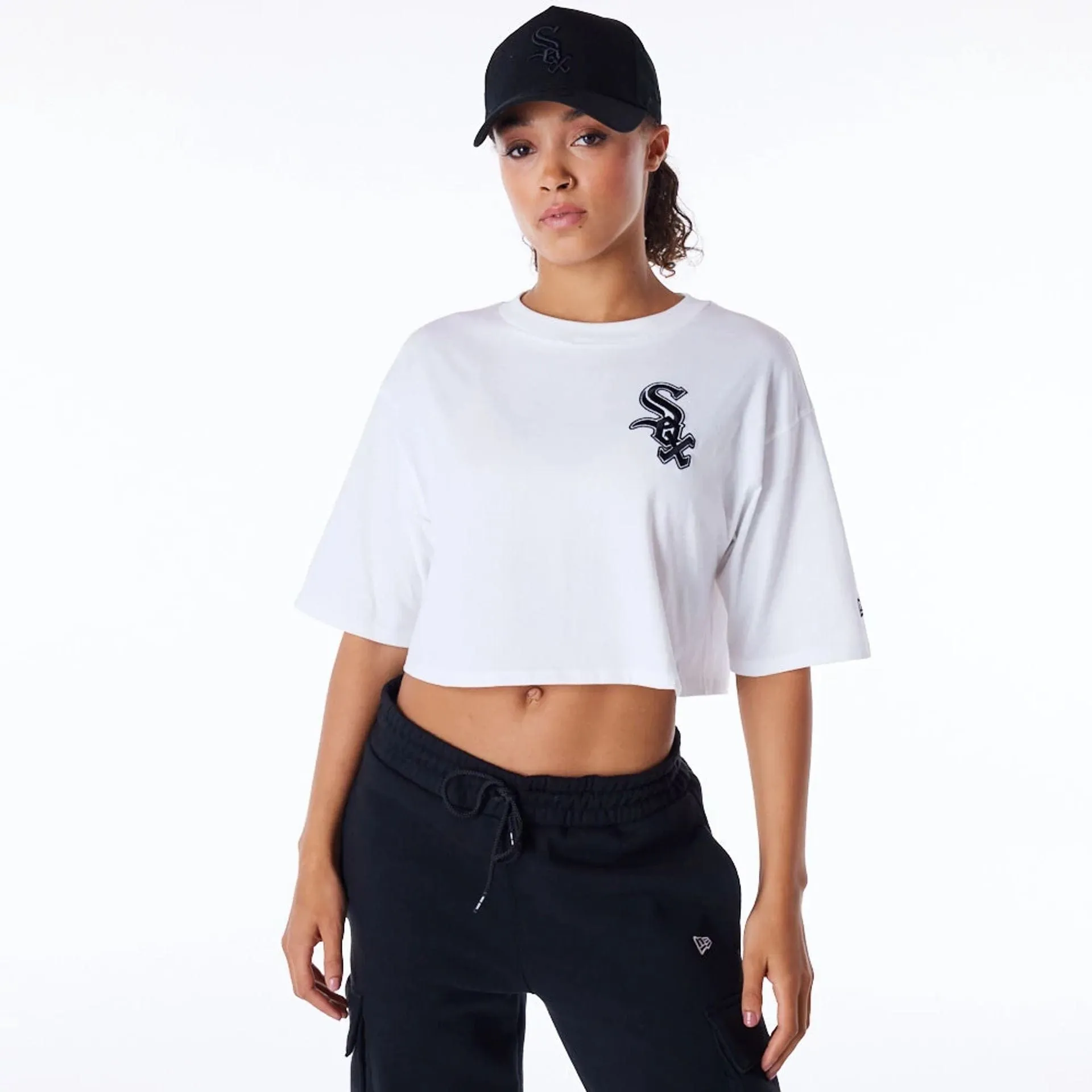 Comfort Fit Multi Panel Structure Chicago White Sox Womens MLB Lifestyle White Crop T-Shirt