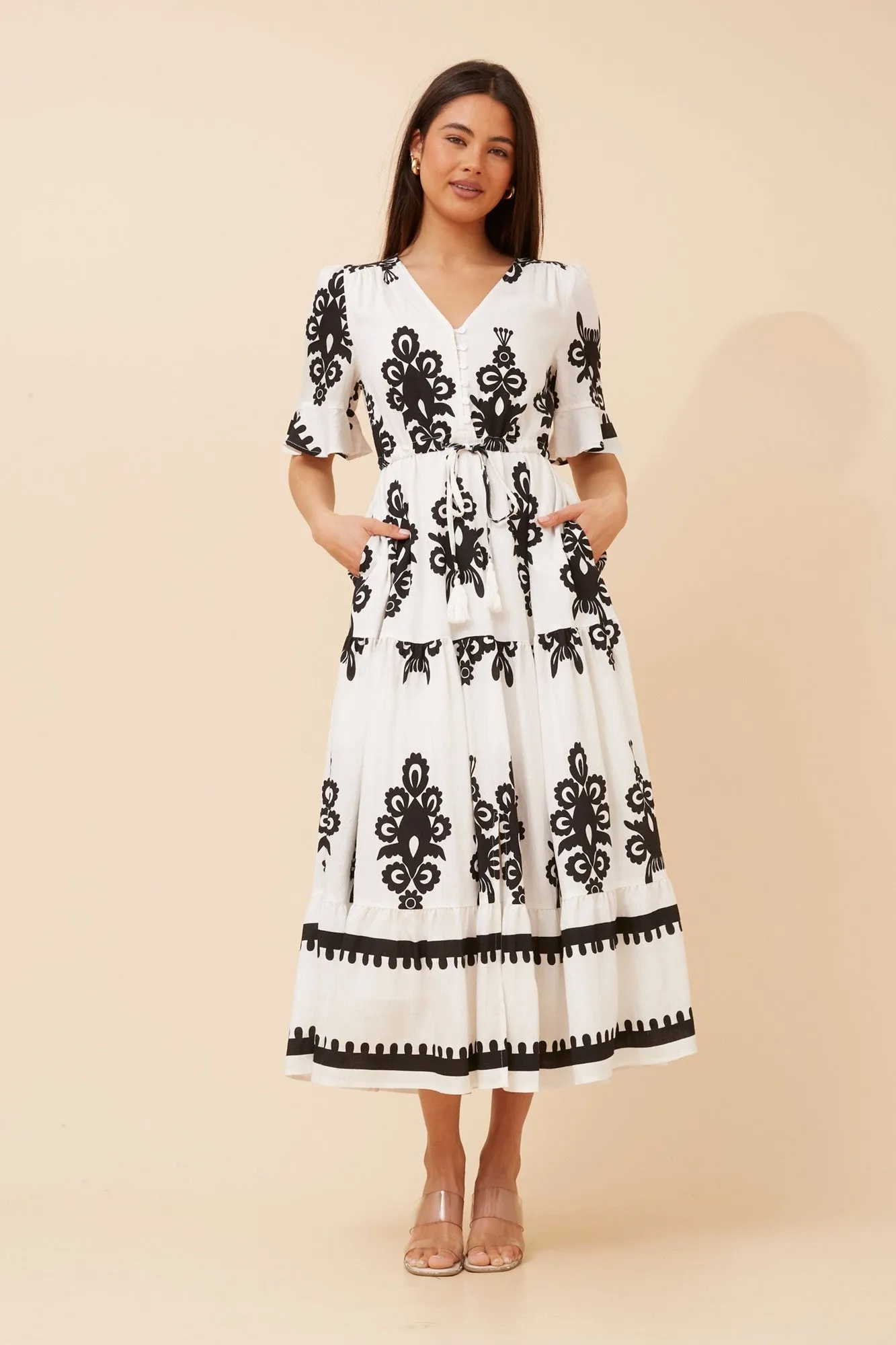 AIRLEA BORDER PRINT MAXI DRESS Daily Flex Chic Tailoring