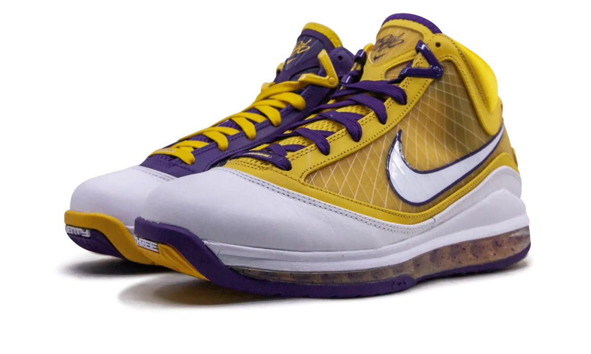 Air Max Lebron 7 "Media Day" Smooth ride