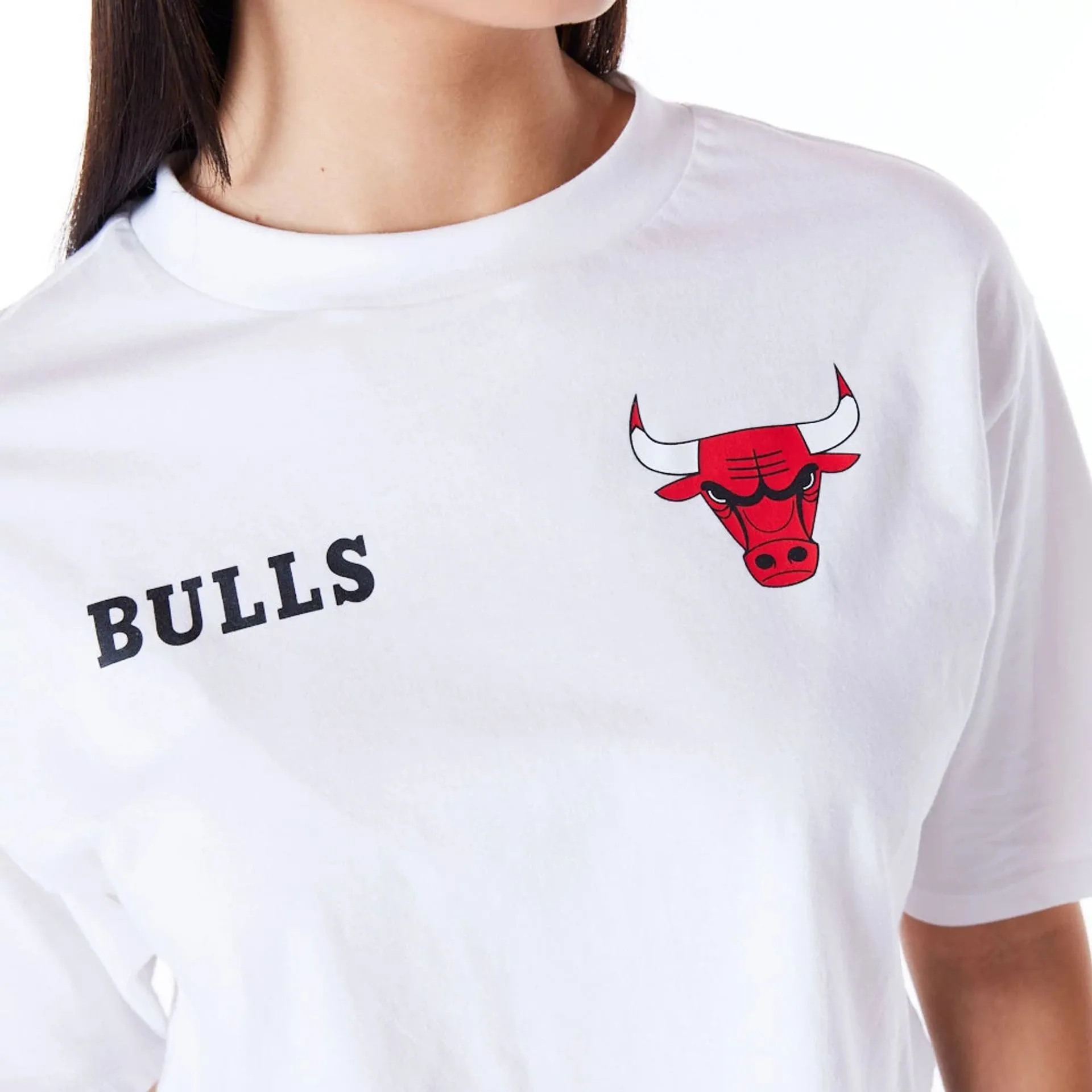 Chicago Bulls Womens NBA Team Logo Wordmark White Crop T-Shirt Animal print wildness