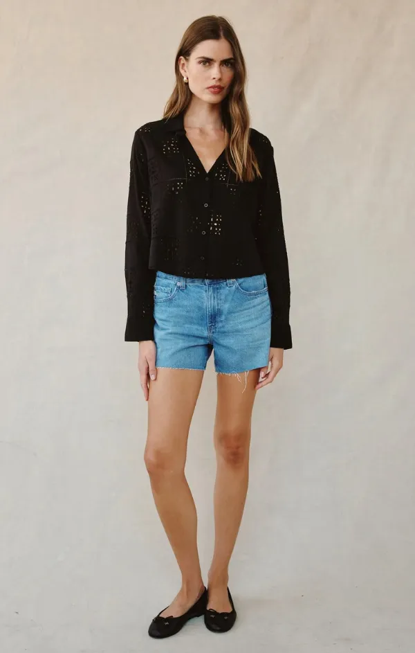 FadeResistant Dye Contrast Button Down in Black