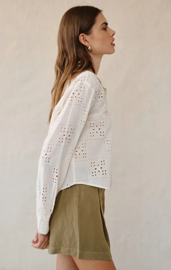 Hope Fit Night Out Contrast Button Down in Soft Ivory