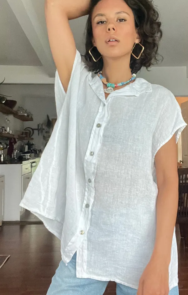 UniversalFit Vintage Style Button Down Sleeveless Linen Top