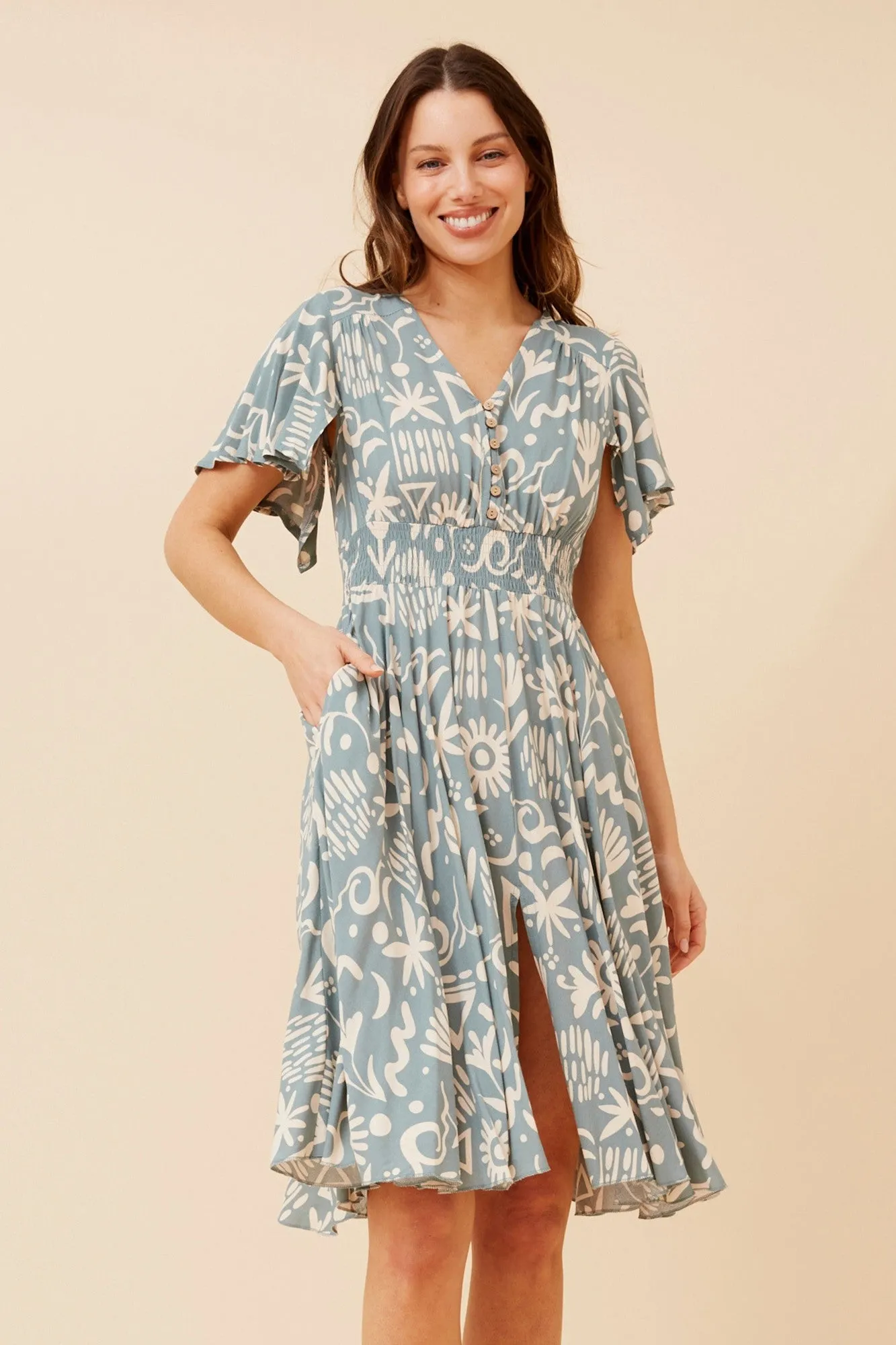 SANDY ABSTRACT PRINT DRESS Layering Fit