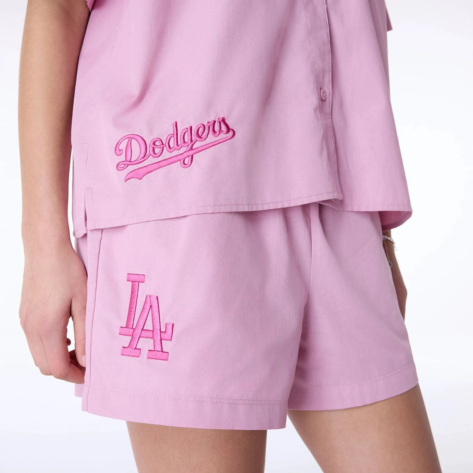 LA Dodgers Womens MLB Script Revere Dark Pink T-Shirt Bright and Bold Gym clothing