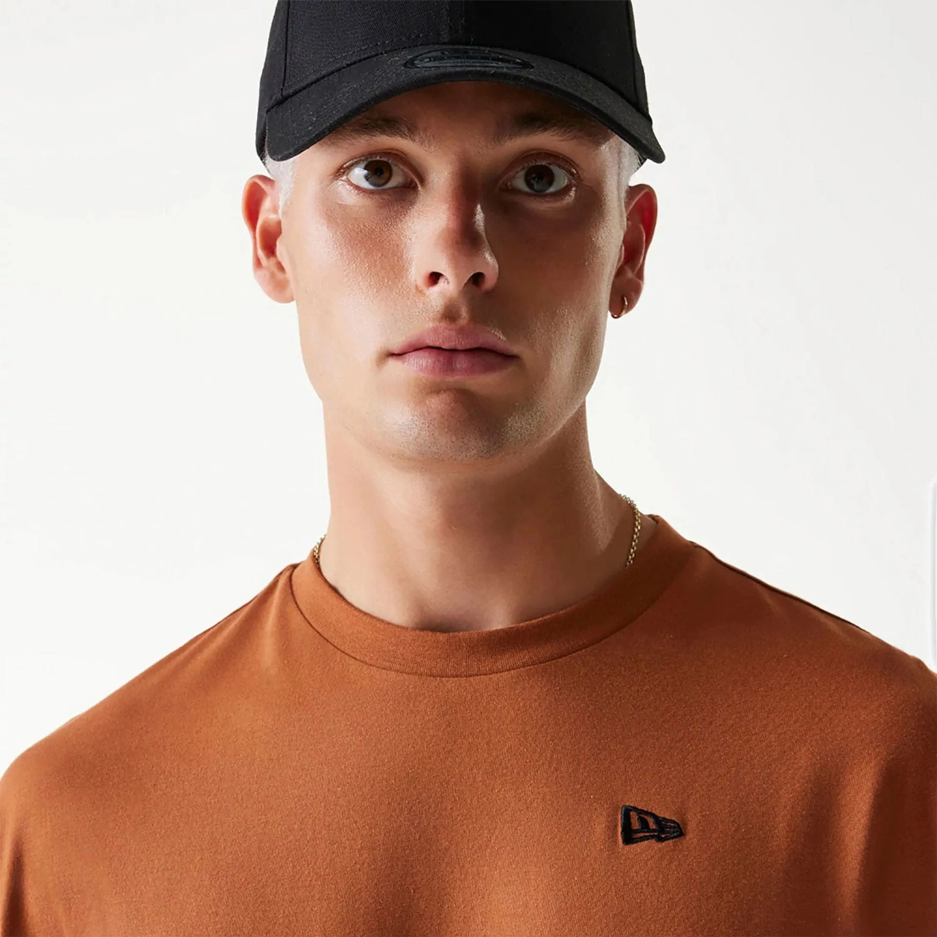 New Era Essential Brown Oversized T-Shirt BioBased Fibers Comfy Fit Wear