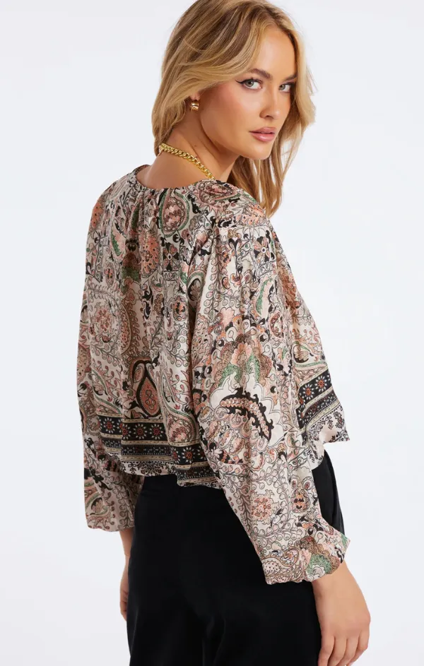 Maude Bubble Sleeve Top NonSlipTrim Active Look