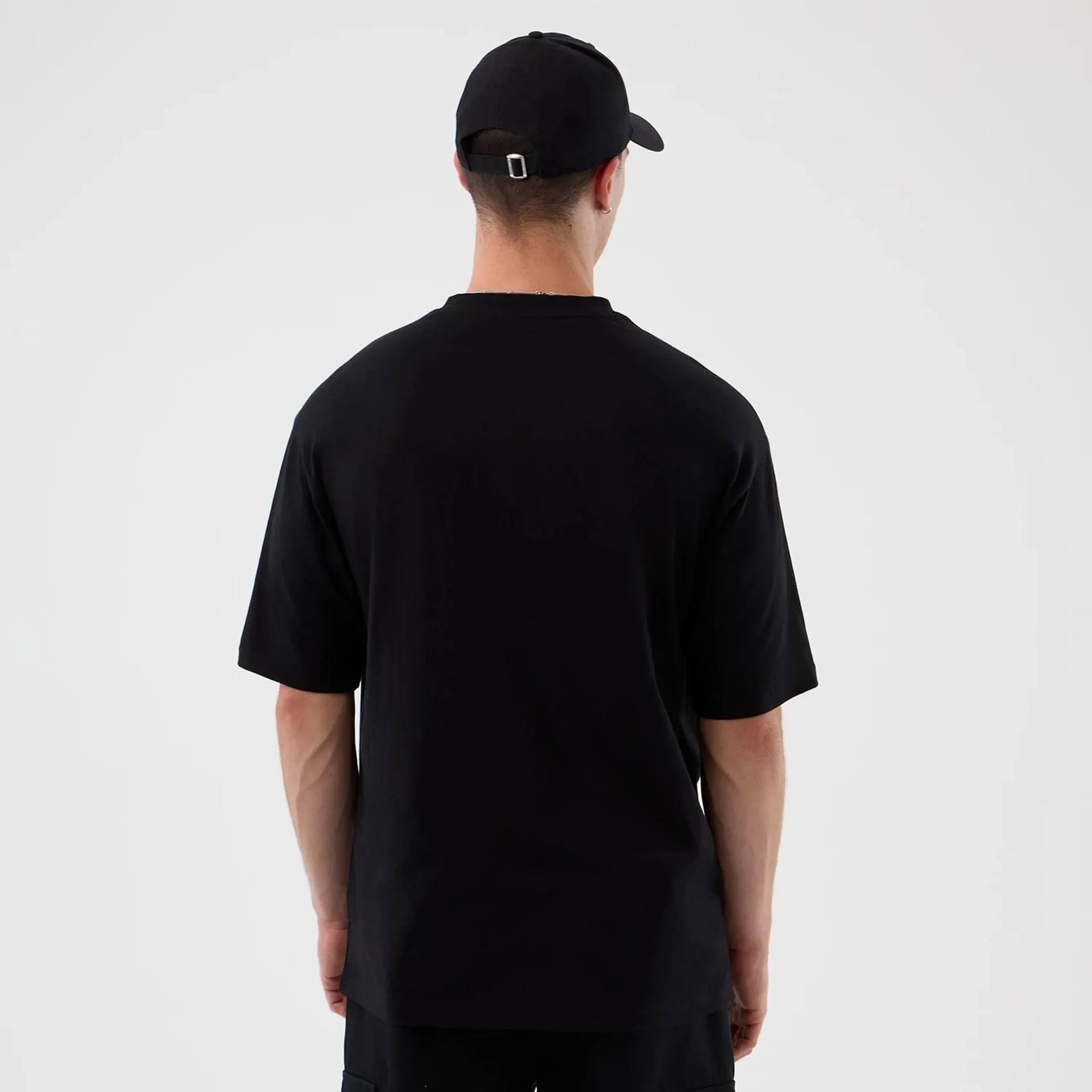 Dublin Game NFL International Series Games Black Oversized T-Shirt Soft and Cozy