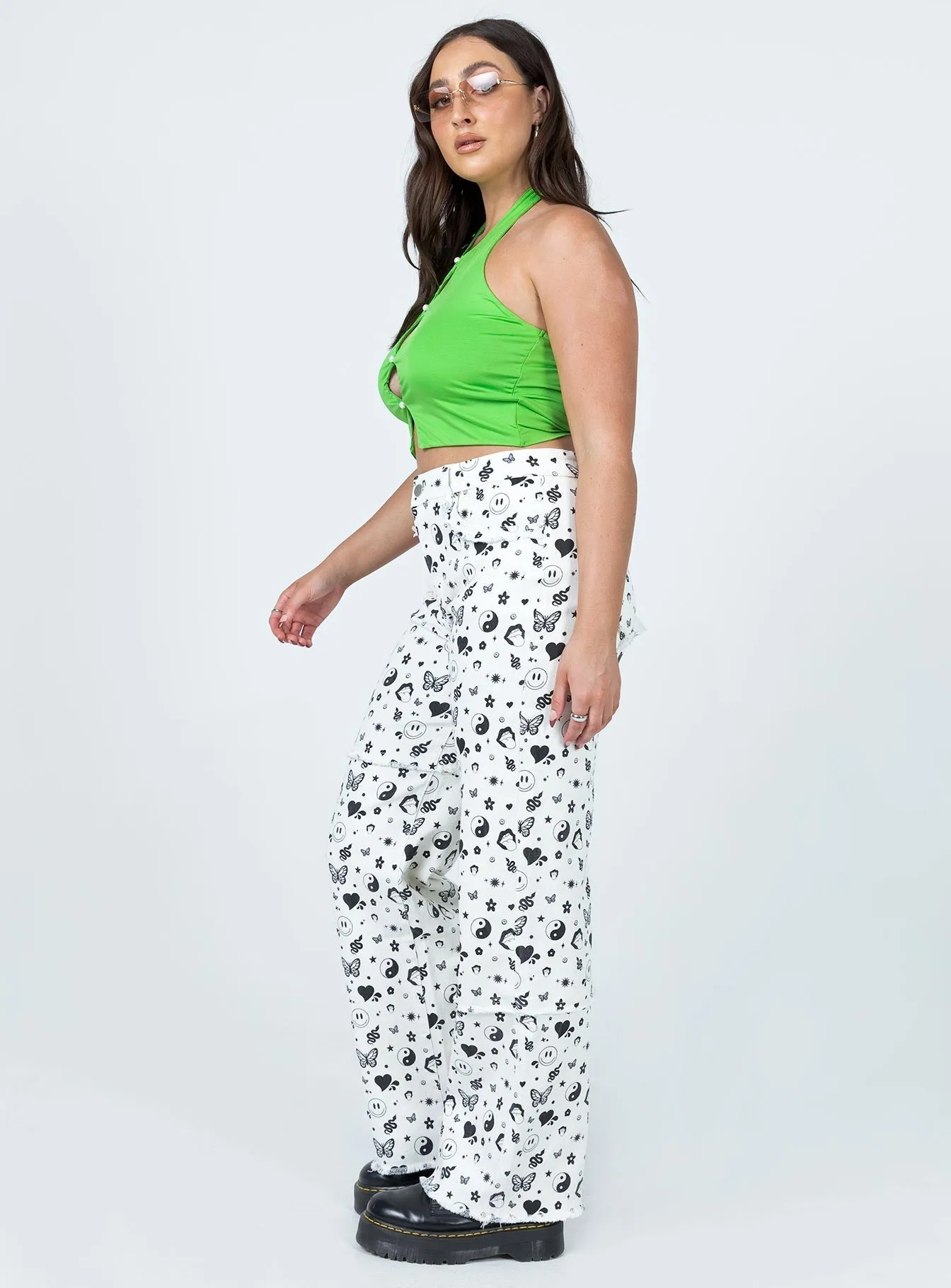 Quick Match No Gap Waist Design Love Me Not Denim Jeans White