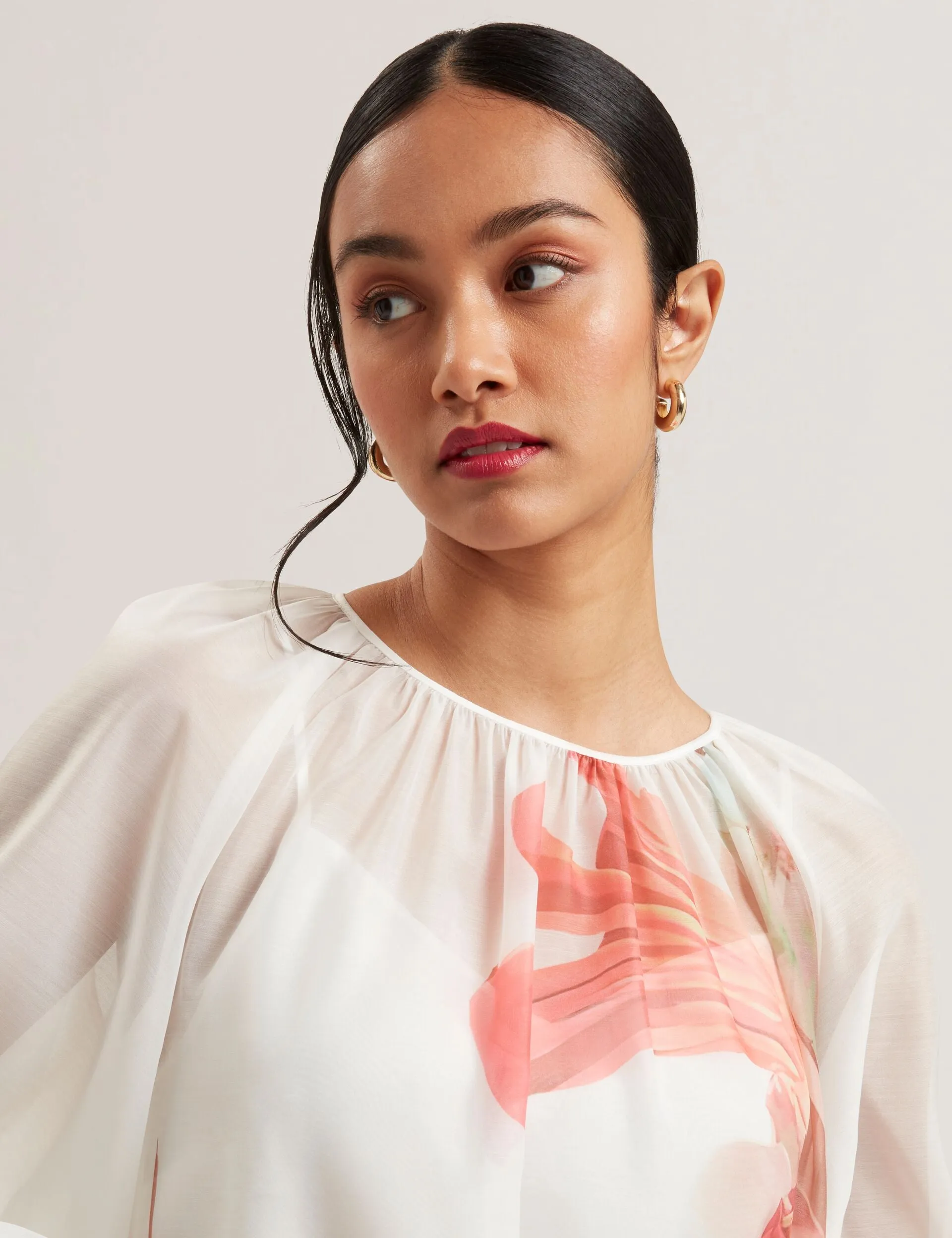 Next Core ERIANA | IVORY