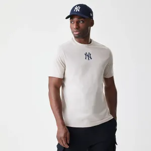 New York Yankees MLB Logo Cream T-Shirt Chill Mode Fit Versatile Wearable