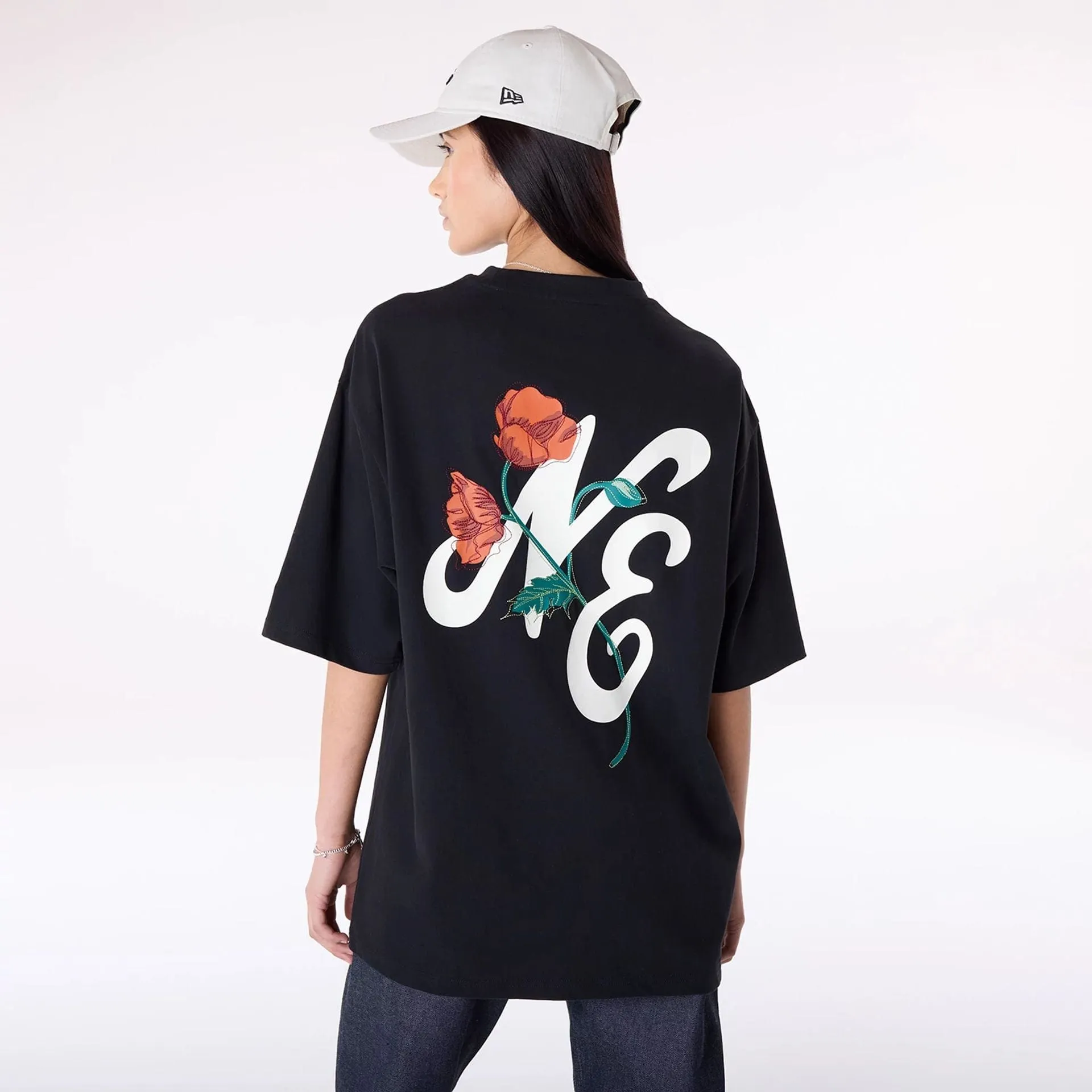 New Era Floral Graphic Black T-Shirt Sporty Top Cozy Apparel