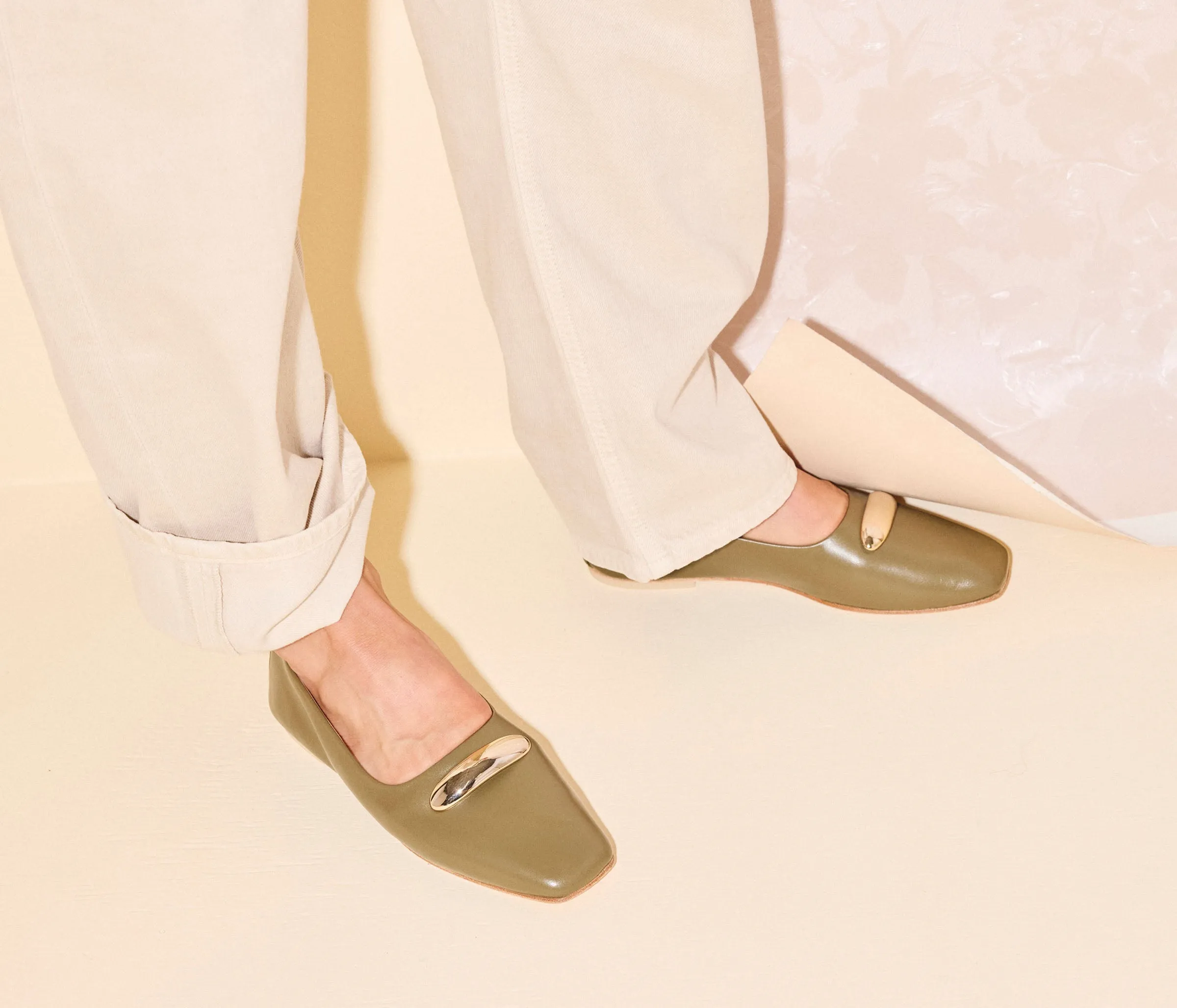 On The Run Moon Jog FS x NATALIE BORTON DESIGNS JESSIE FLAT