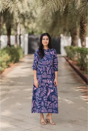 Geometric Whispers Blue Viscose Dress with Keyhole Flexible Mood Casual and Stylish