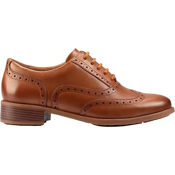 Clarks Womens Shoe Havisham Oak Tan Crisp Finish Recycled Outsole Material