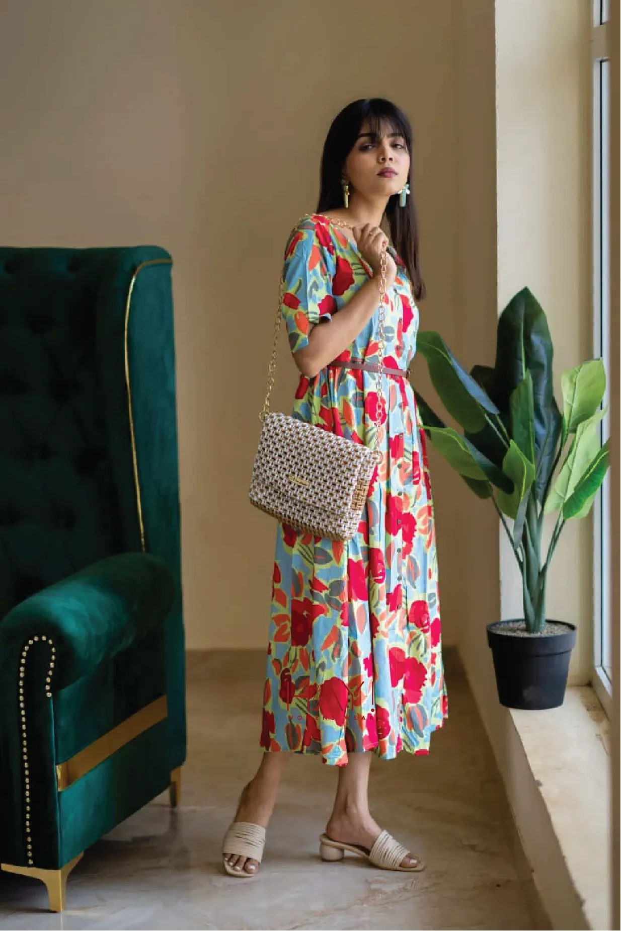 Statement Neck Green Hand-Drawn Florals Viscose Printed Dress