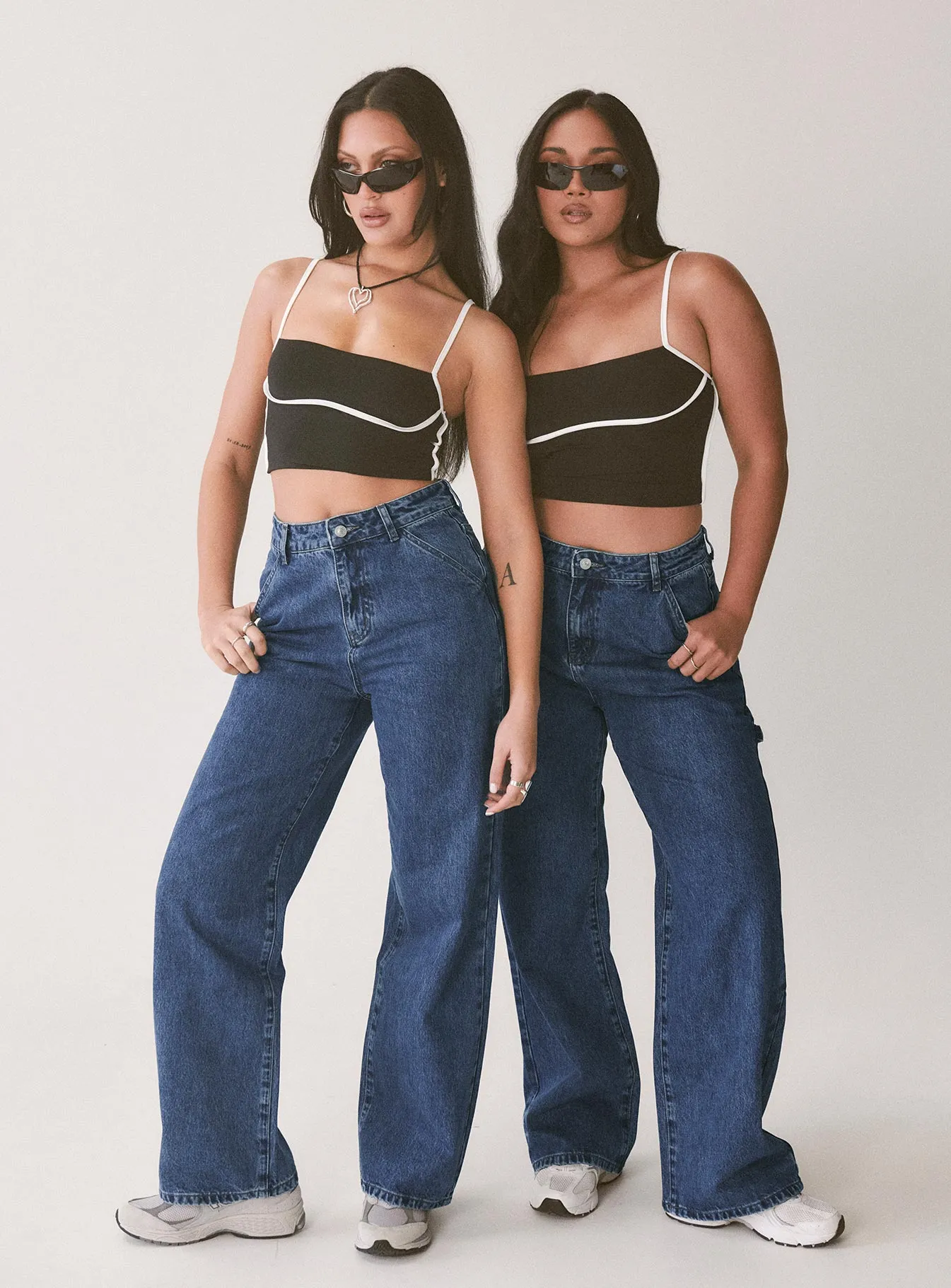 Hambleton Jeans Dark Wash Denim Traveler Gear Brunch Outfit Casual Friday Cool Day Look