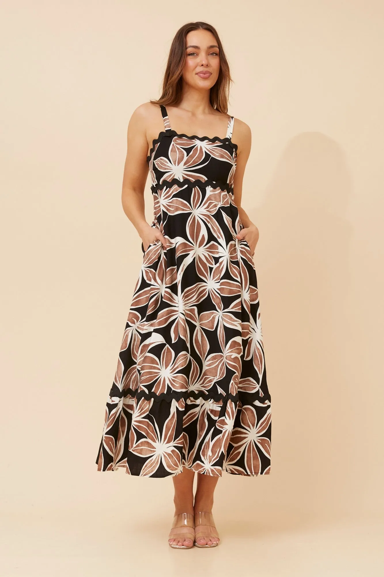 Morning Glow Casual Style MAKENNA LEAF PRINT MAXI DRESS