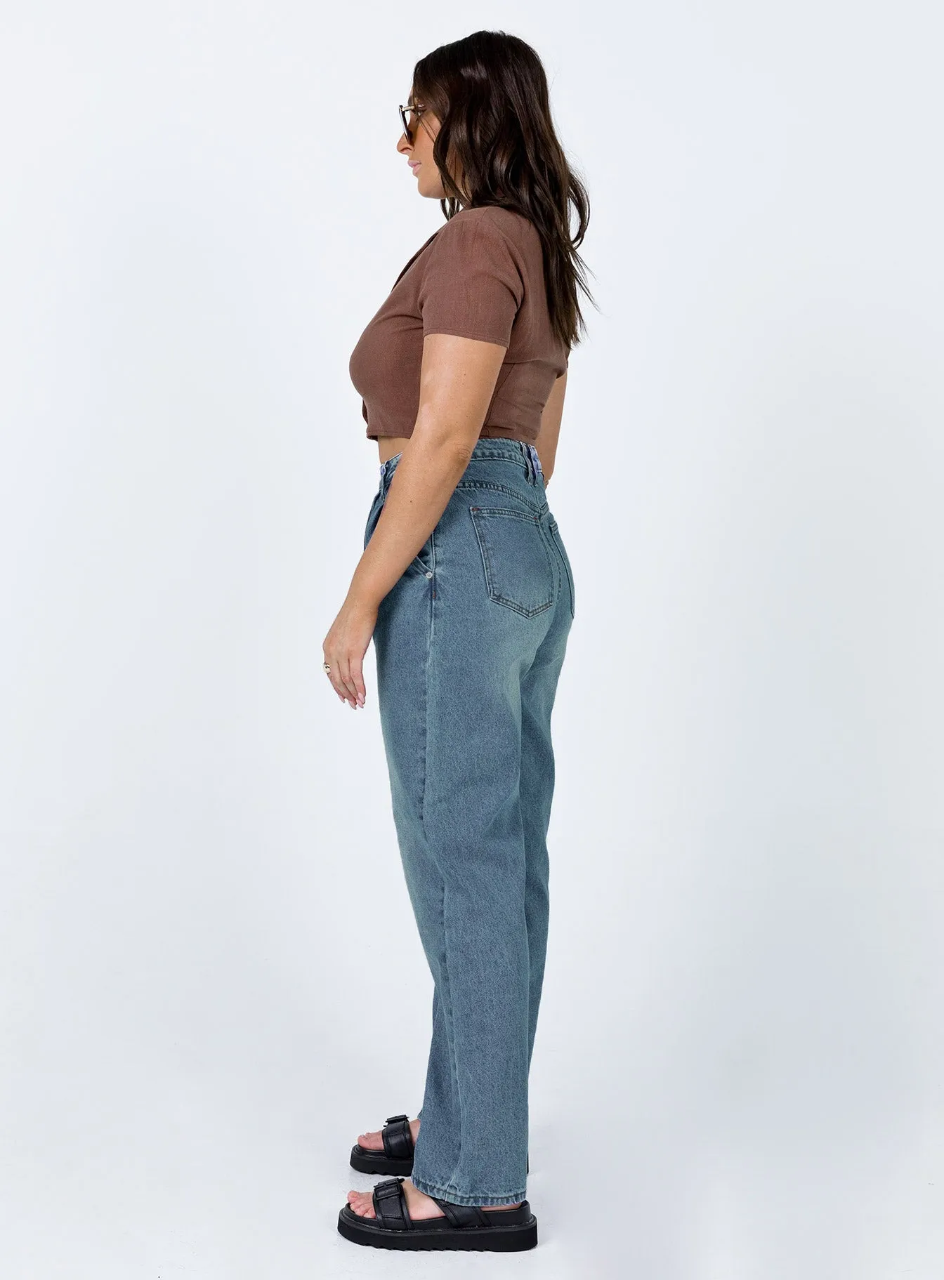 Go Anywhere Look All Use Wear Isabelle Straight Leg Denim Jeans