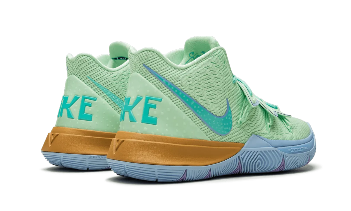 Stabilizing Medial Post running shoes for tempo runs Kyrie 5 "Squidward"