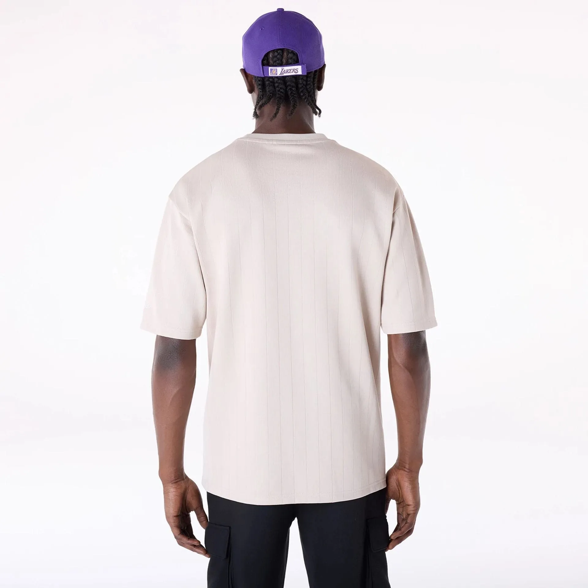 All-Season Wear LA Lakers NBA Pinstripe Cream Oversized T-Shirt