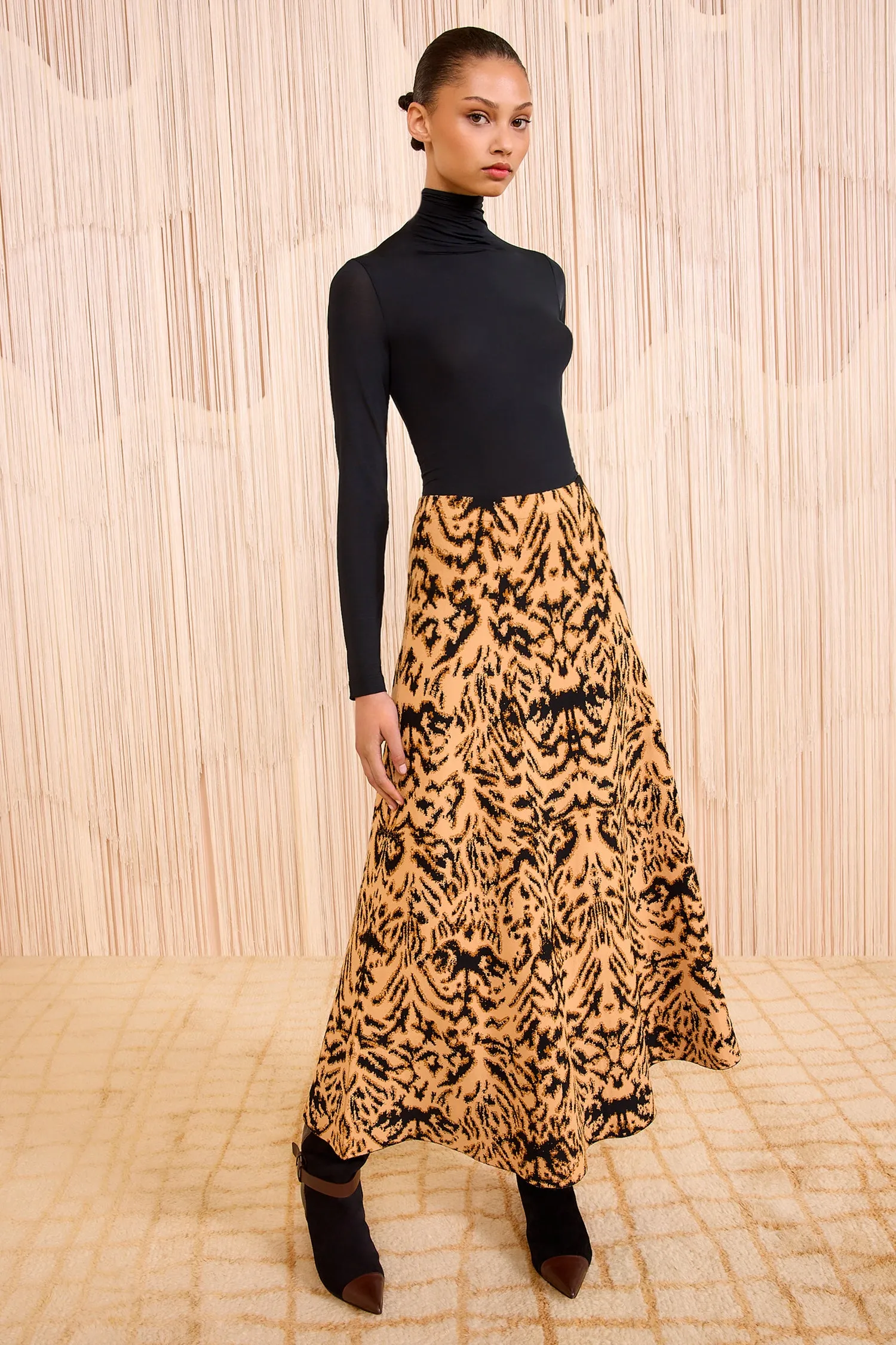 Lani Jacquard Knit Skirt - Bengal FlexibleElasticity Functional Jacket